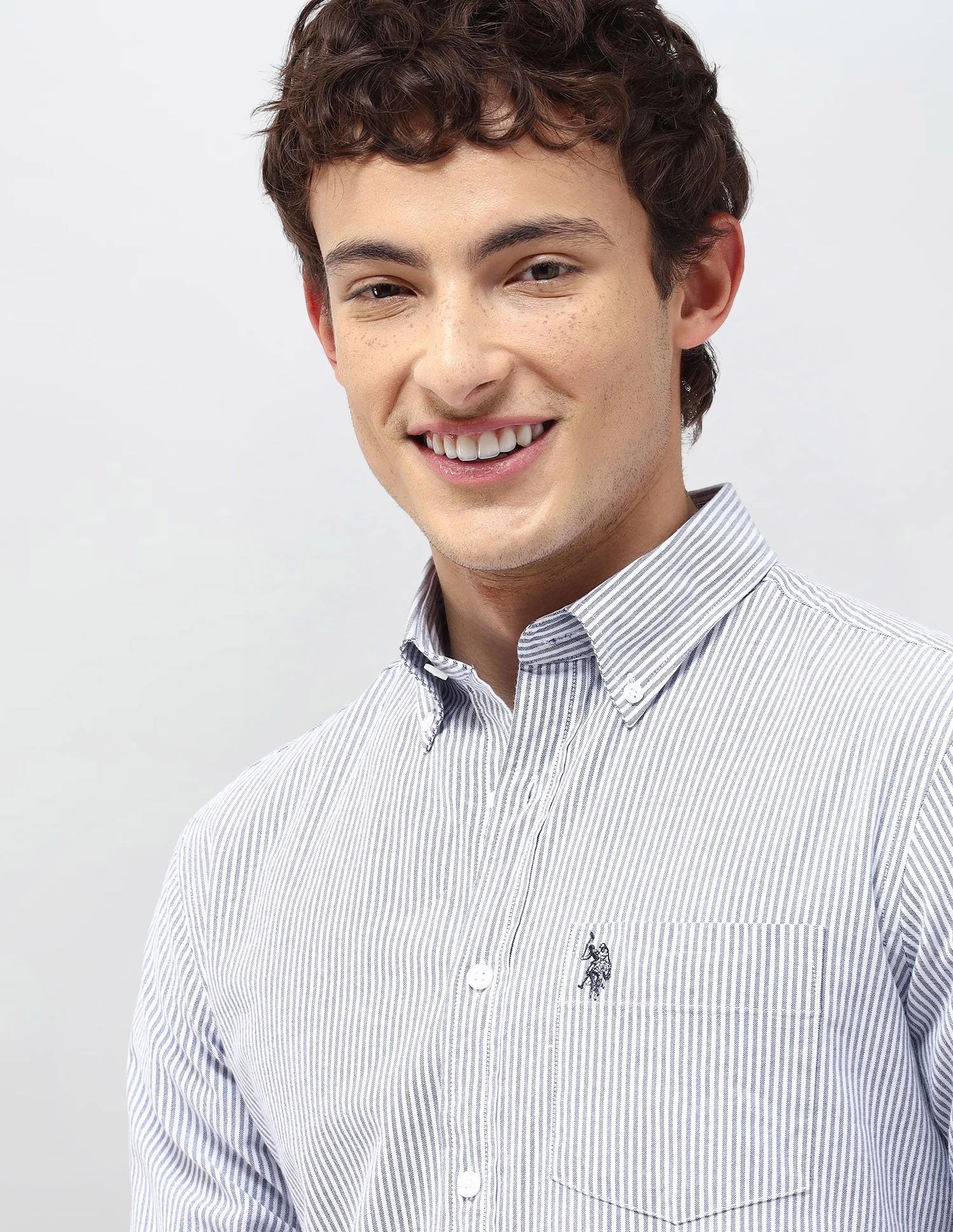 Vertical Striped Regular Fit Shirt - Image 7