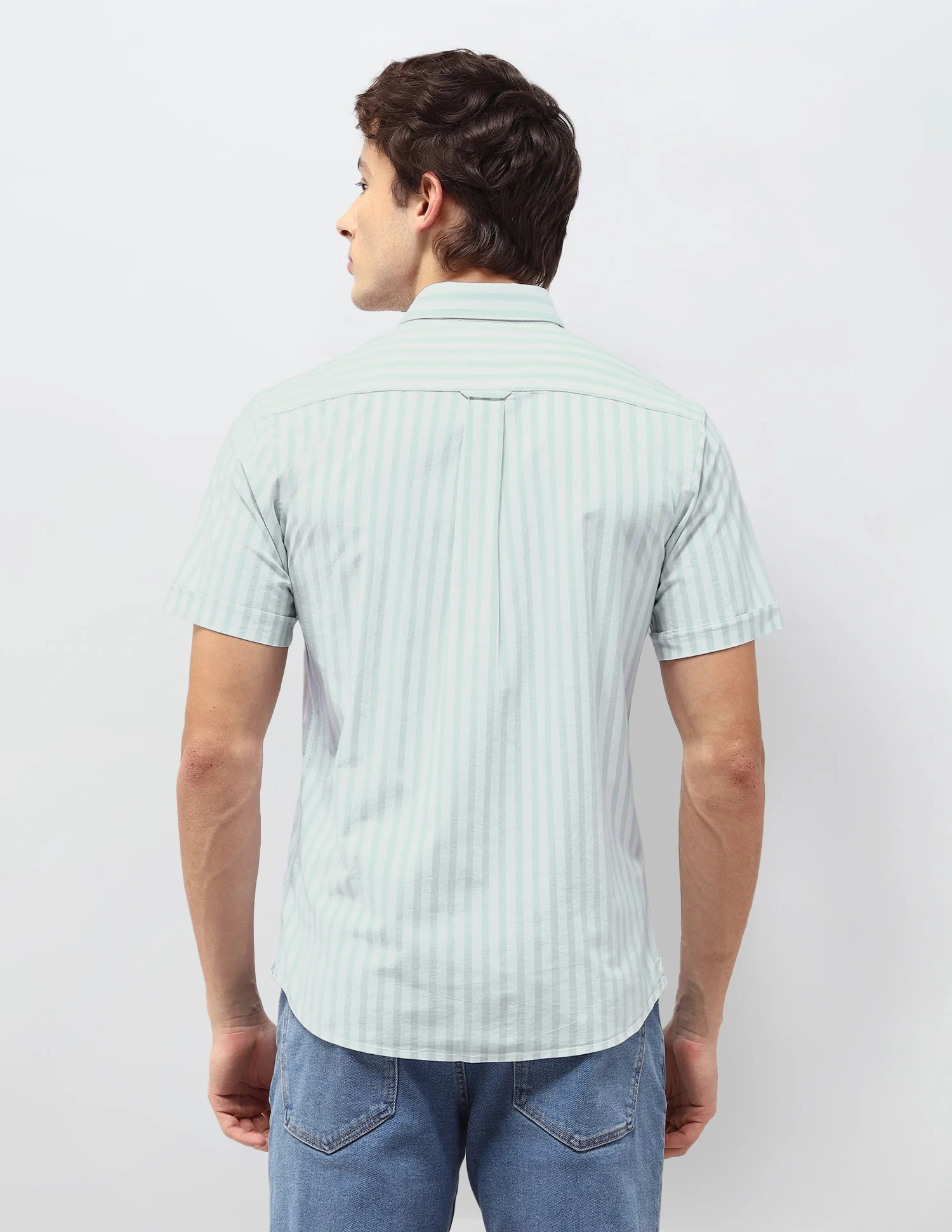 Vertical Striped Regular Fit Shirt - Image 5