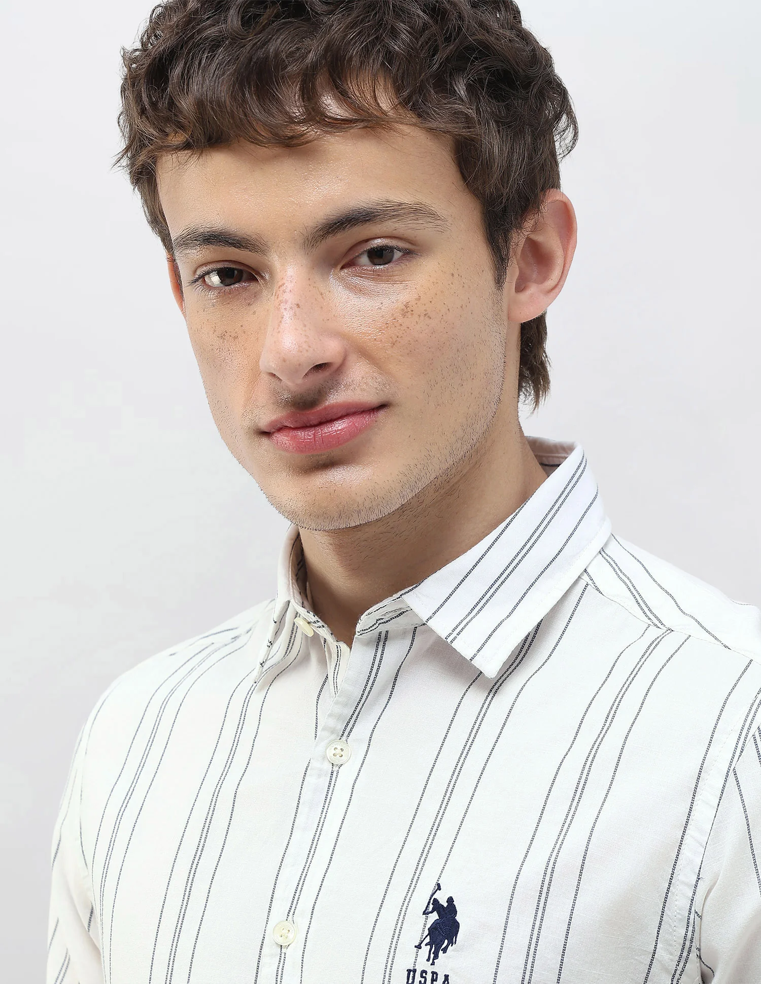 Vertical Striped Regular Fit Shirt - Image 7