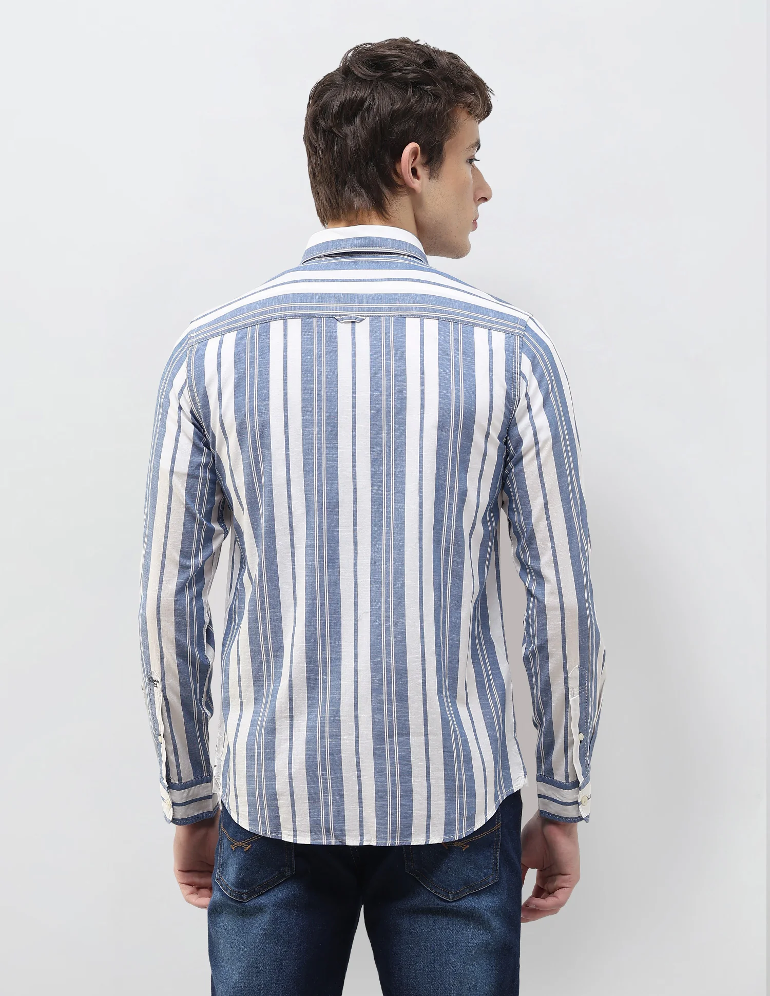 Vertical Striped Regular Fit Shirt - Image 5