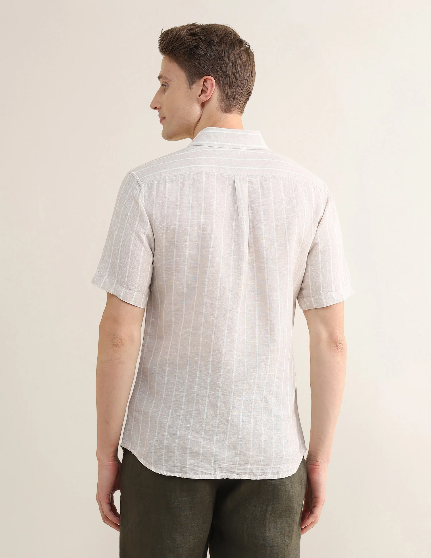Vertical Striped Regular Fit Shirt - Image 5