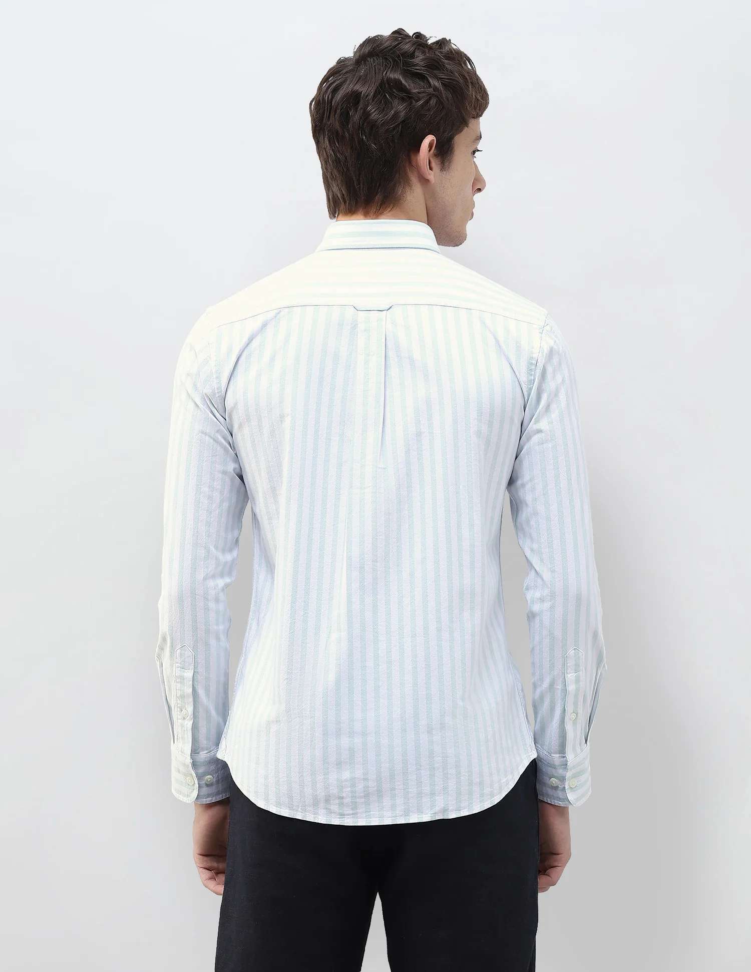 Vertical Striped Regular Fit Shirt - Image 5