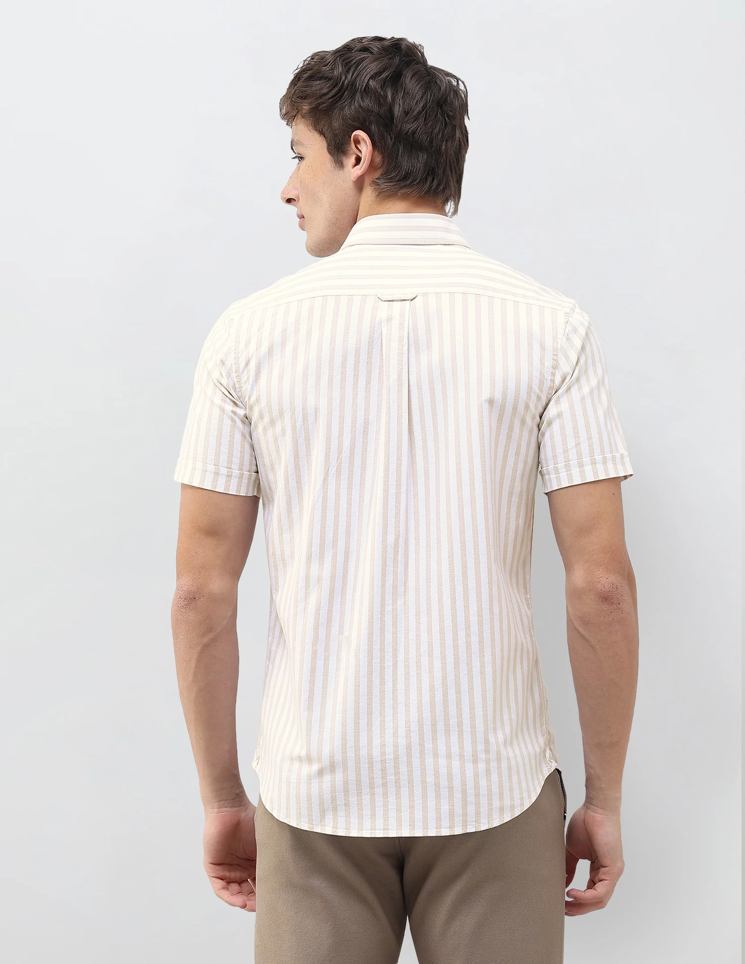 Vertical Striped Regular Fit Shirt - Image 5