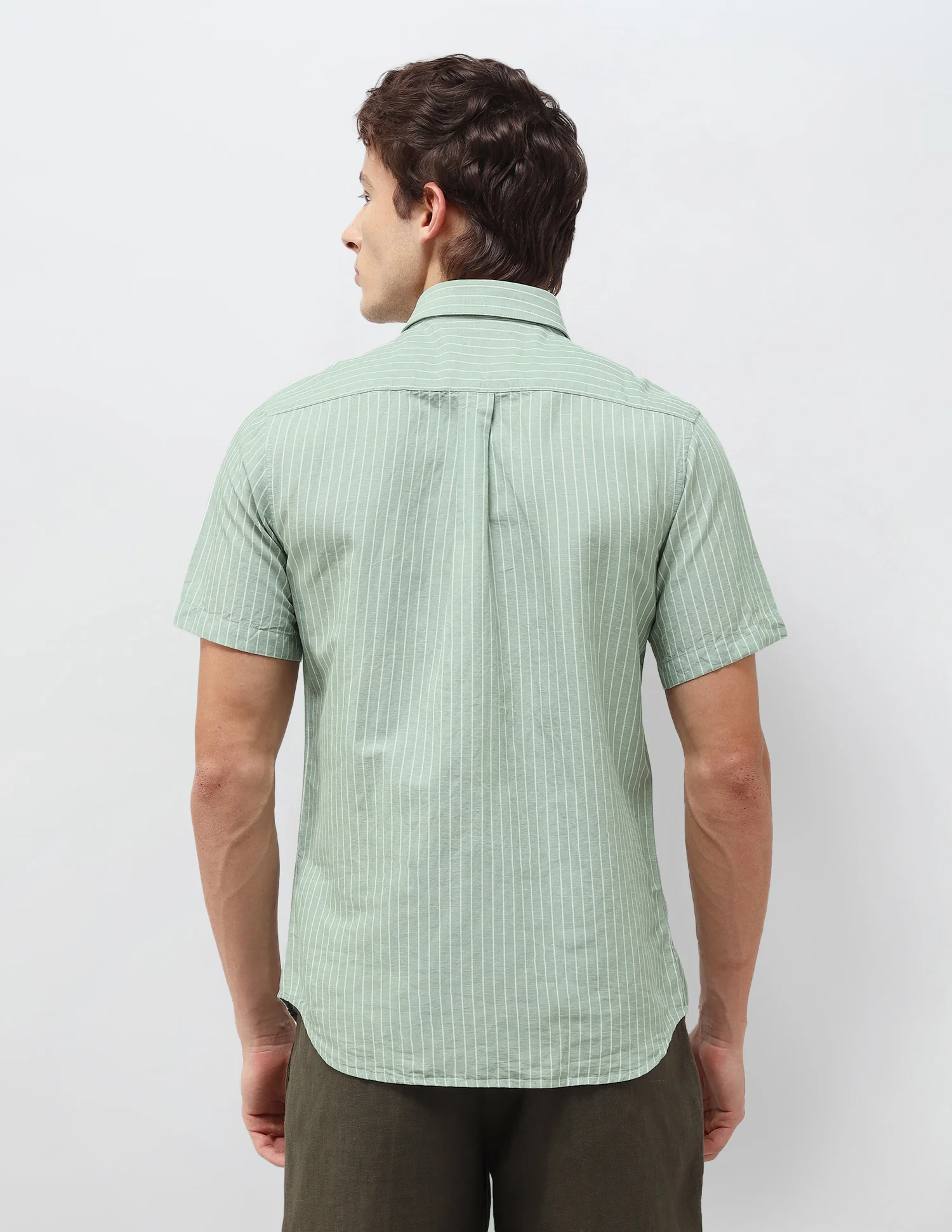 Vertical Striped Regular Fit Shirt - Image 5