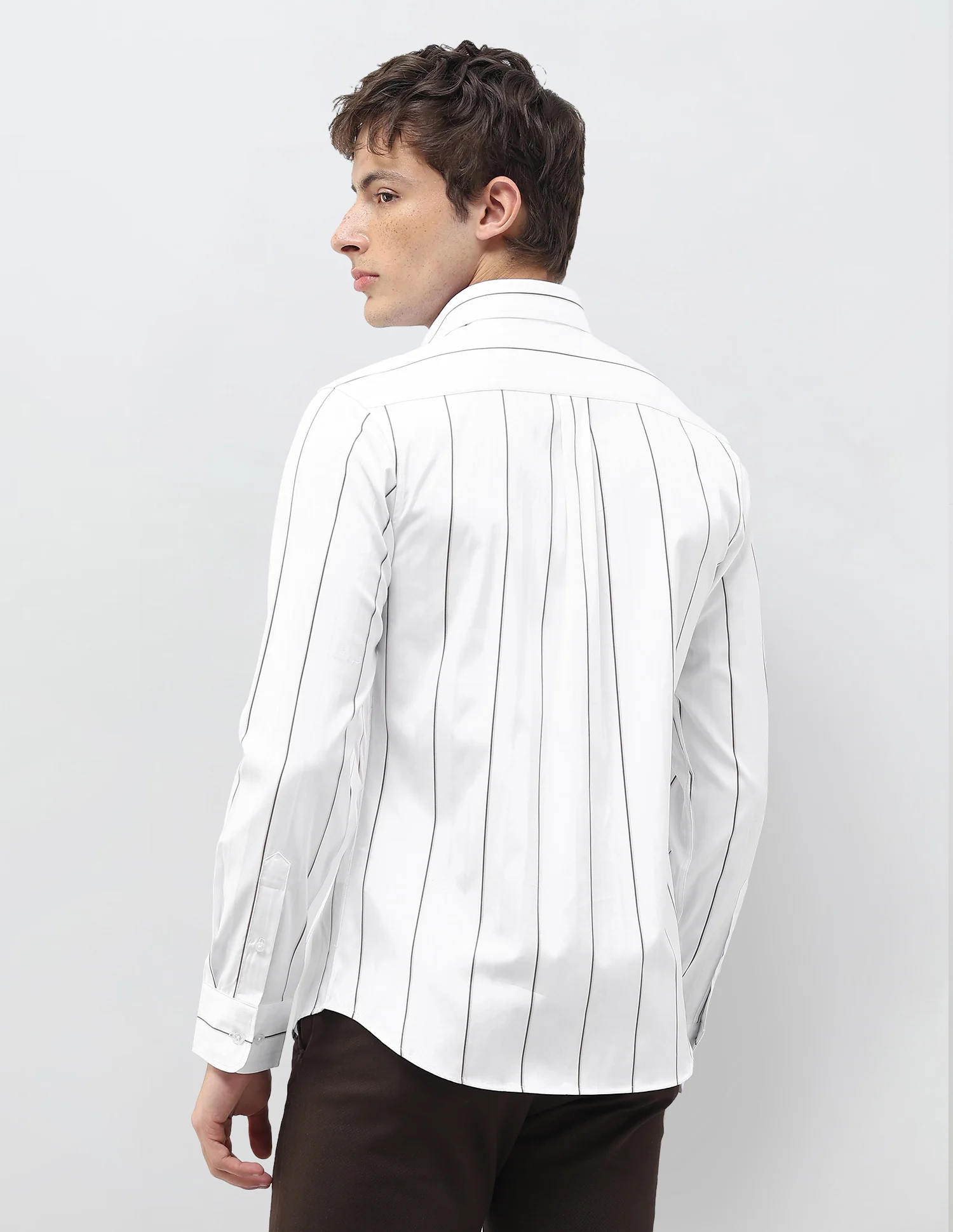 Vertical Striped Regular Fit Shirt - Image 5