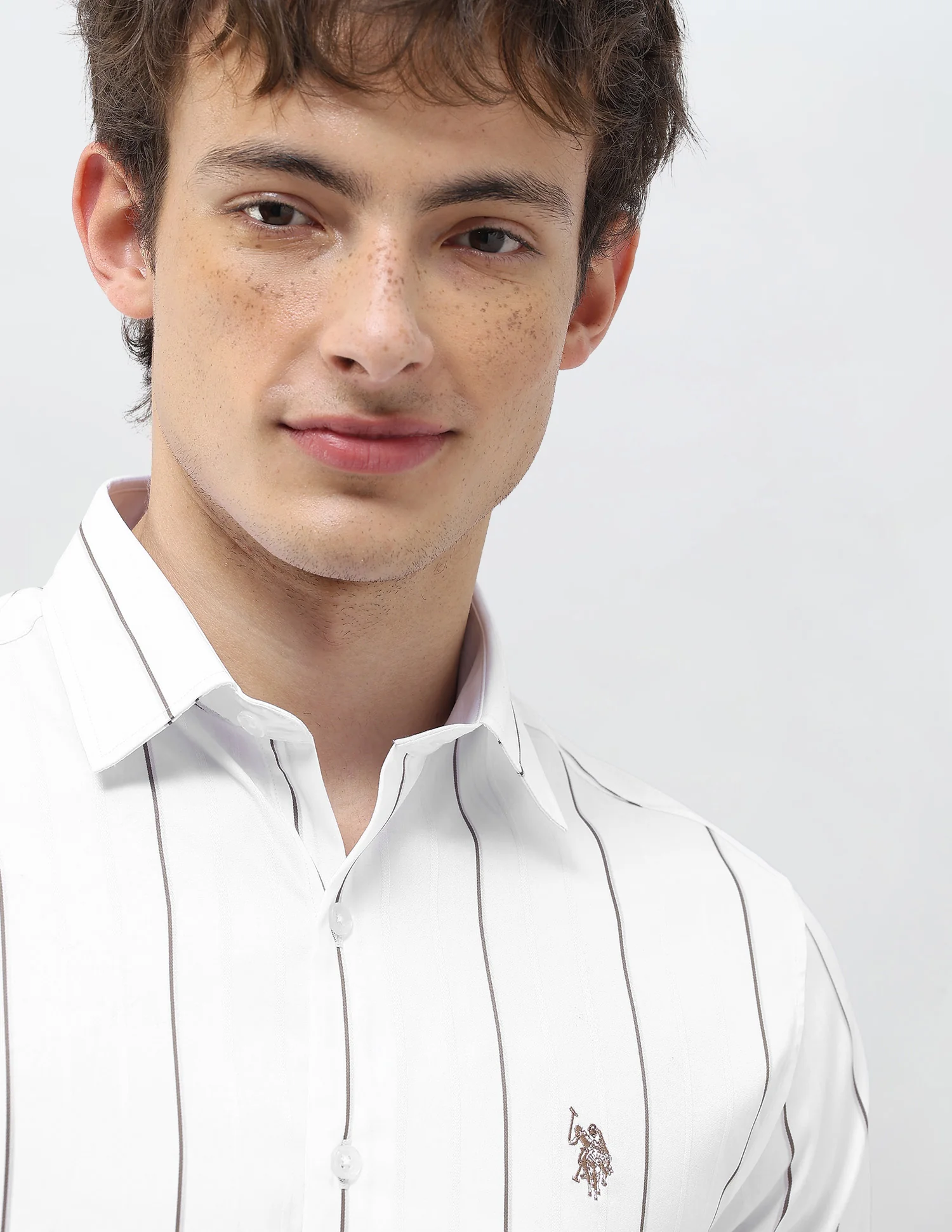 Vertical Striped Regular Fit Shirt - Image 7
