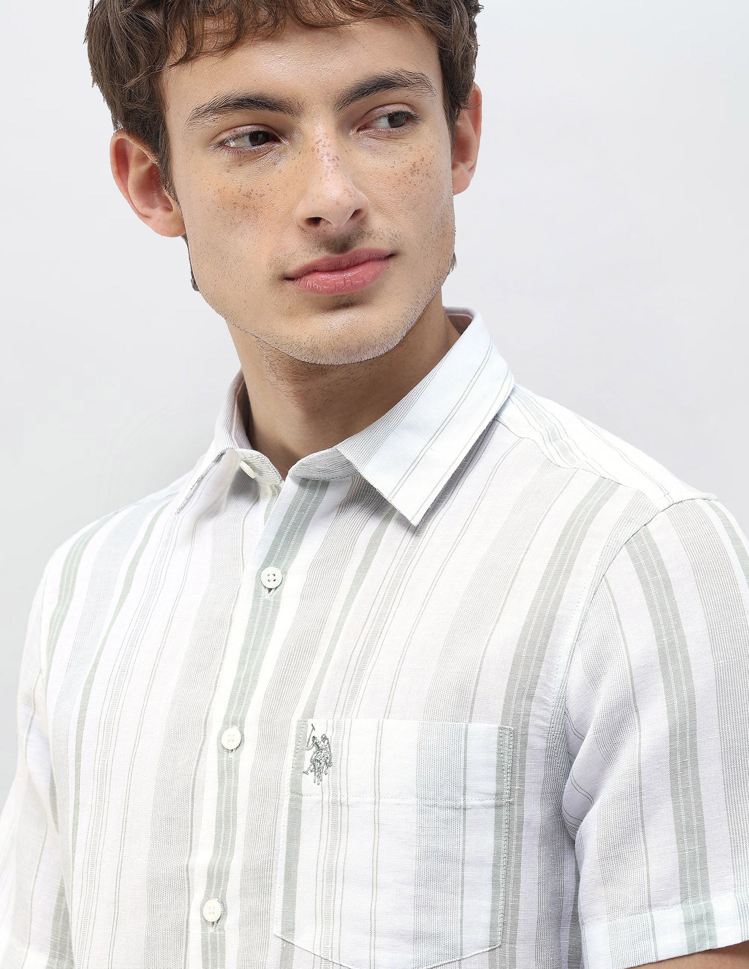 Vertical Striped Regular Fit Shirt - Image 7
