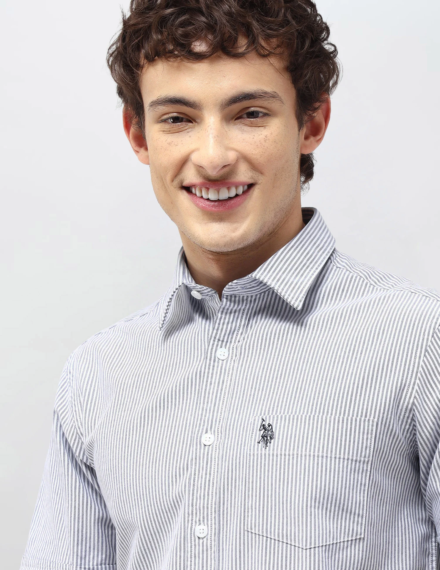 Vertical Striped Regular Fit Shirt - Image 7