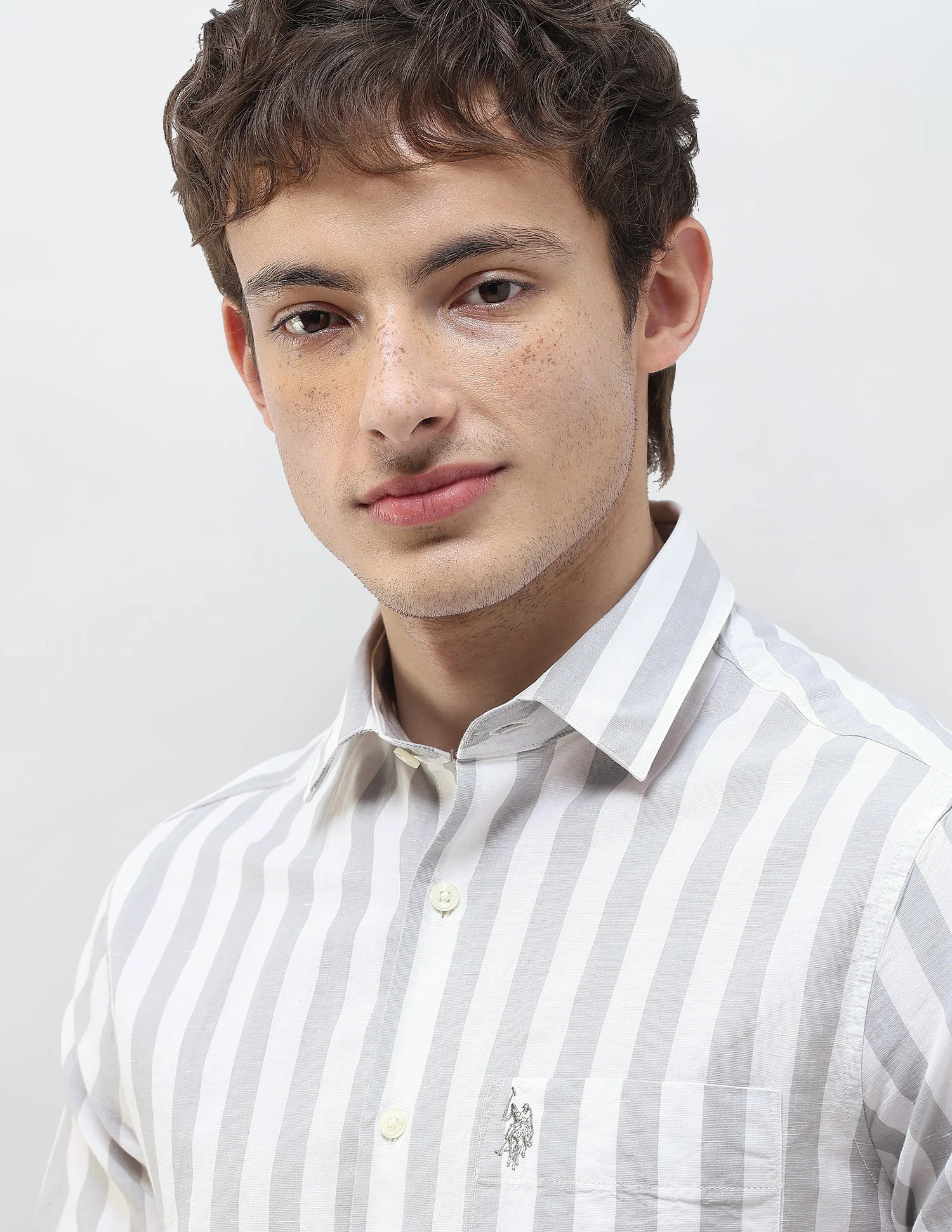 Vertical Striped Regular Fit Shirt - Image 7