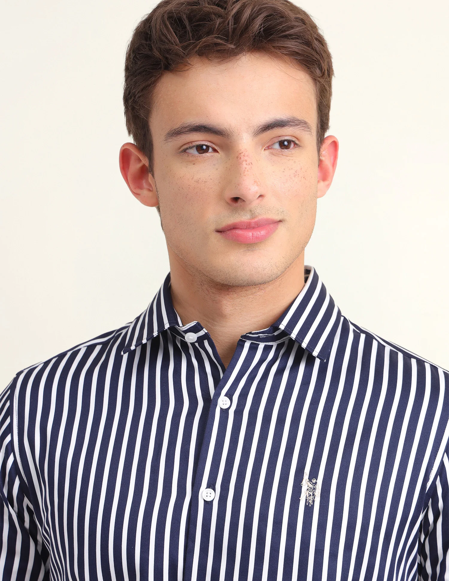 Vertical Striped Regular Fit Shirt - Image 7