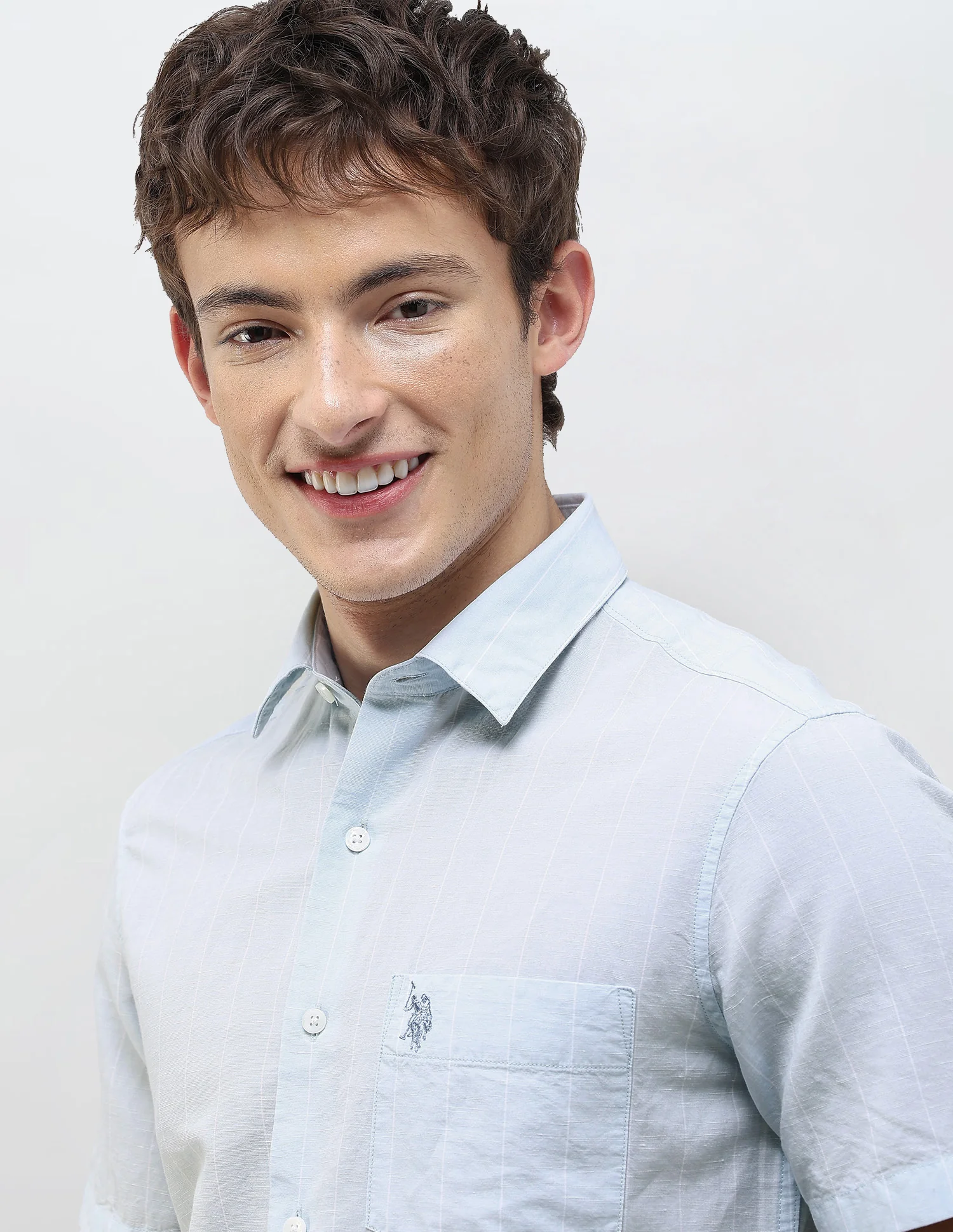 Vertical Striped Regular Fit Shirt - Image 7