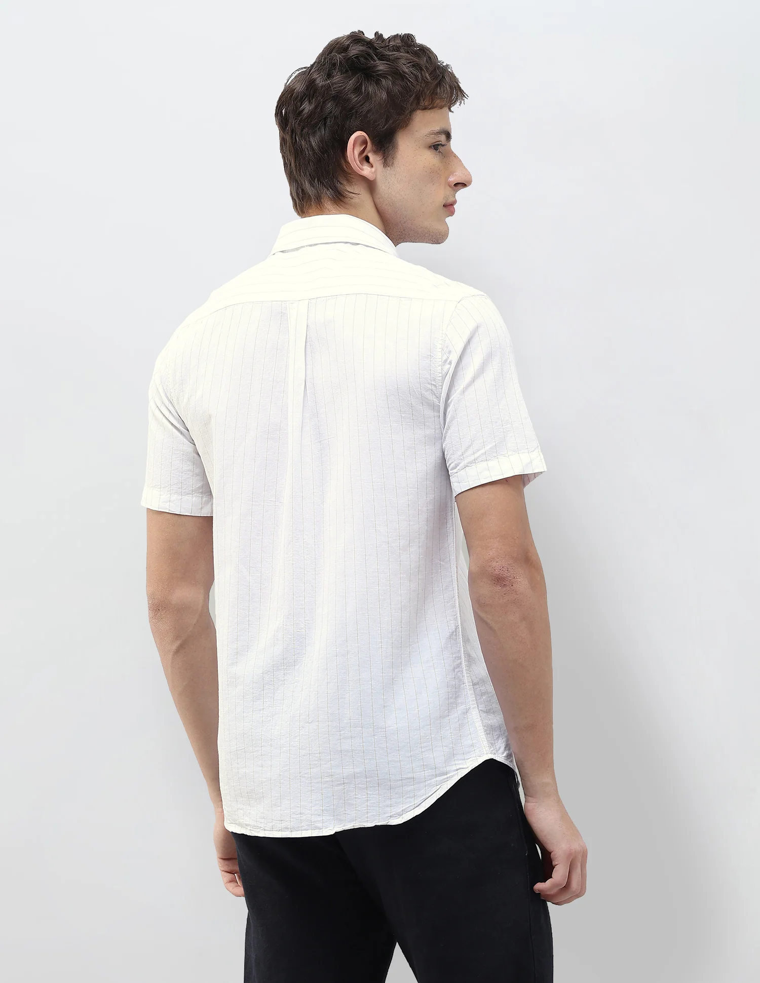 Vertical Striped Regular Fit Shirt - Image 5