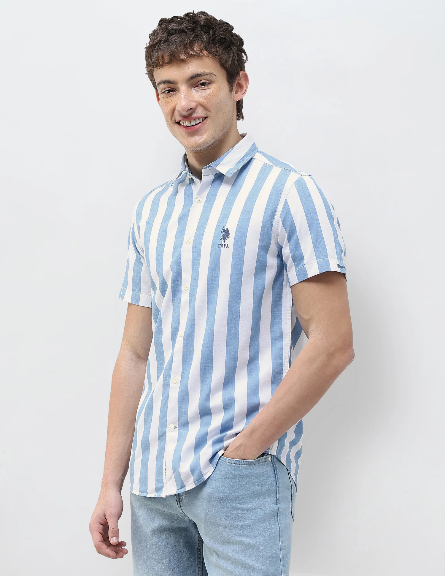 Vertical Striped Regular Fit Shirt - Image 4