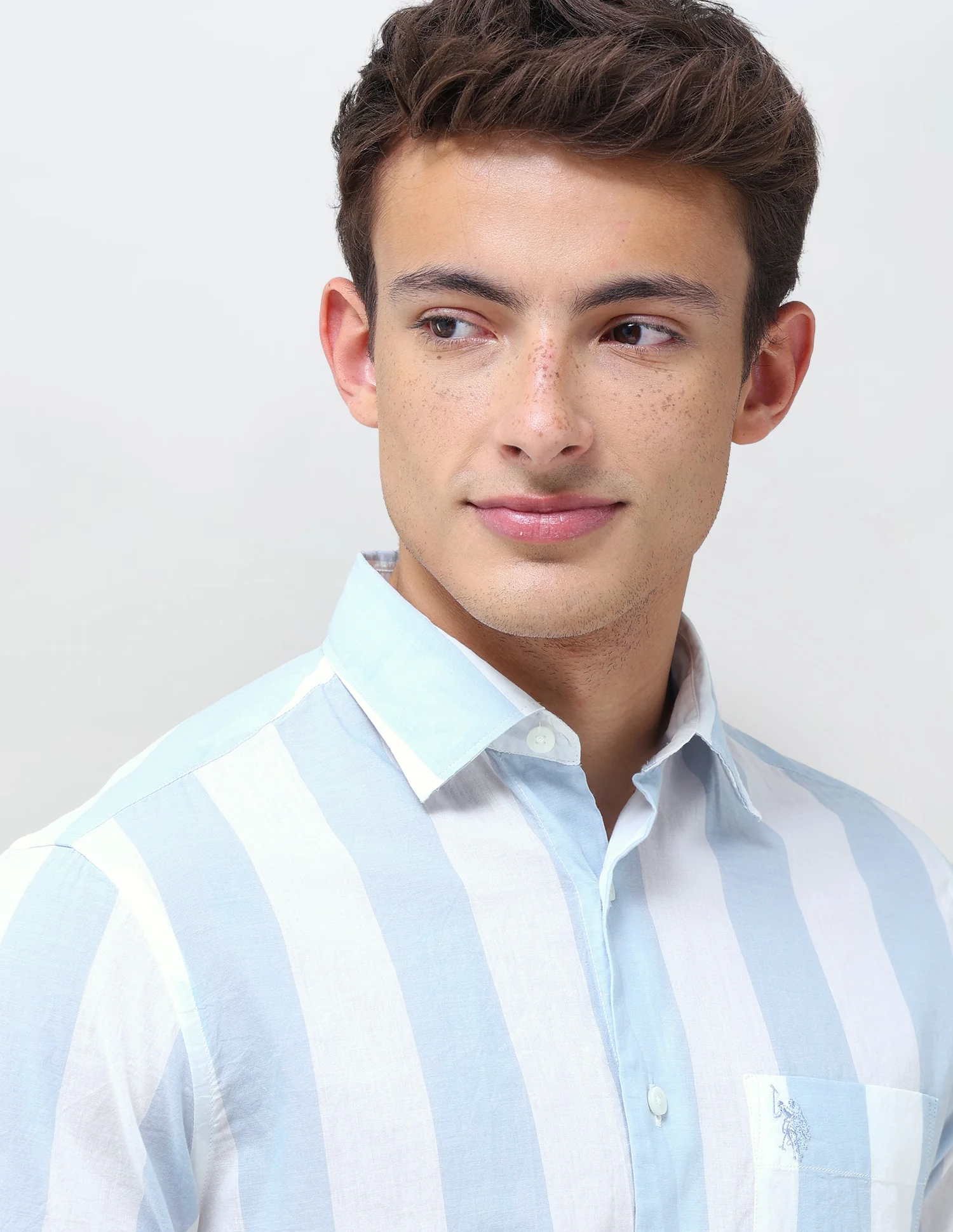 Vertical Striped Regular Fit Shirt - Image 7