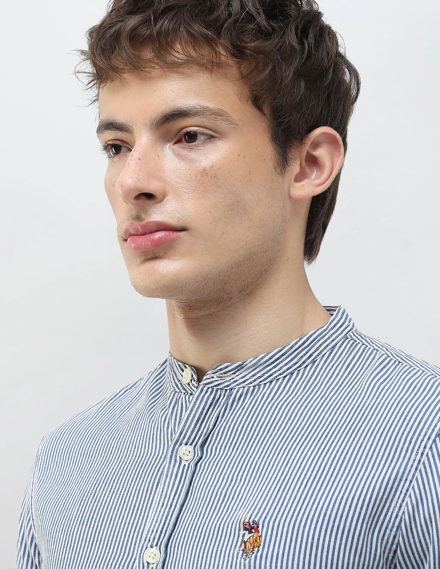 Vertical Striped Regular Fit Shirt - Image 7