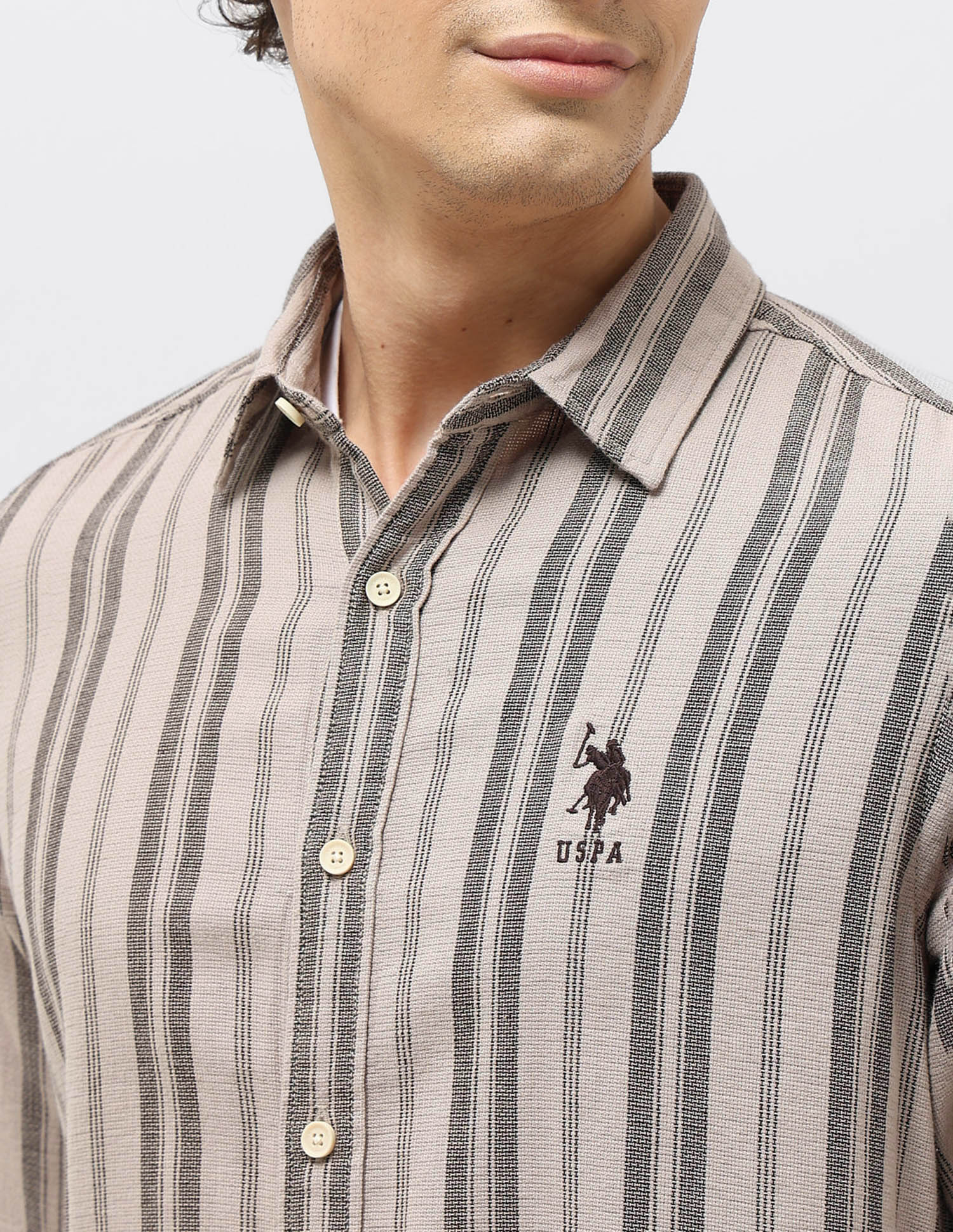 Vertical Striped Regular Fit Shirt - Image 7
