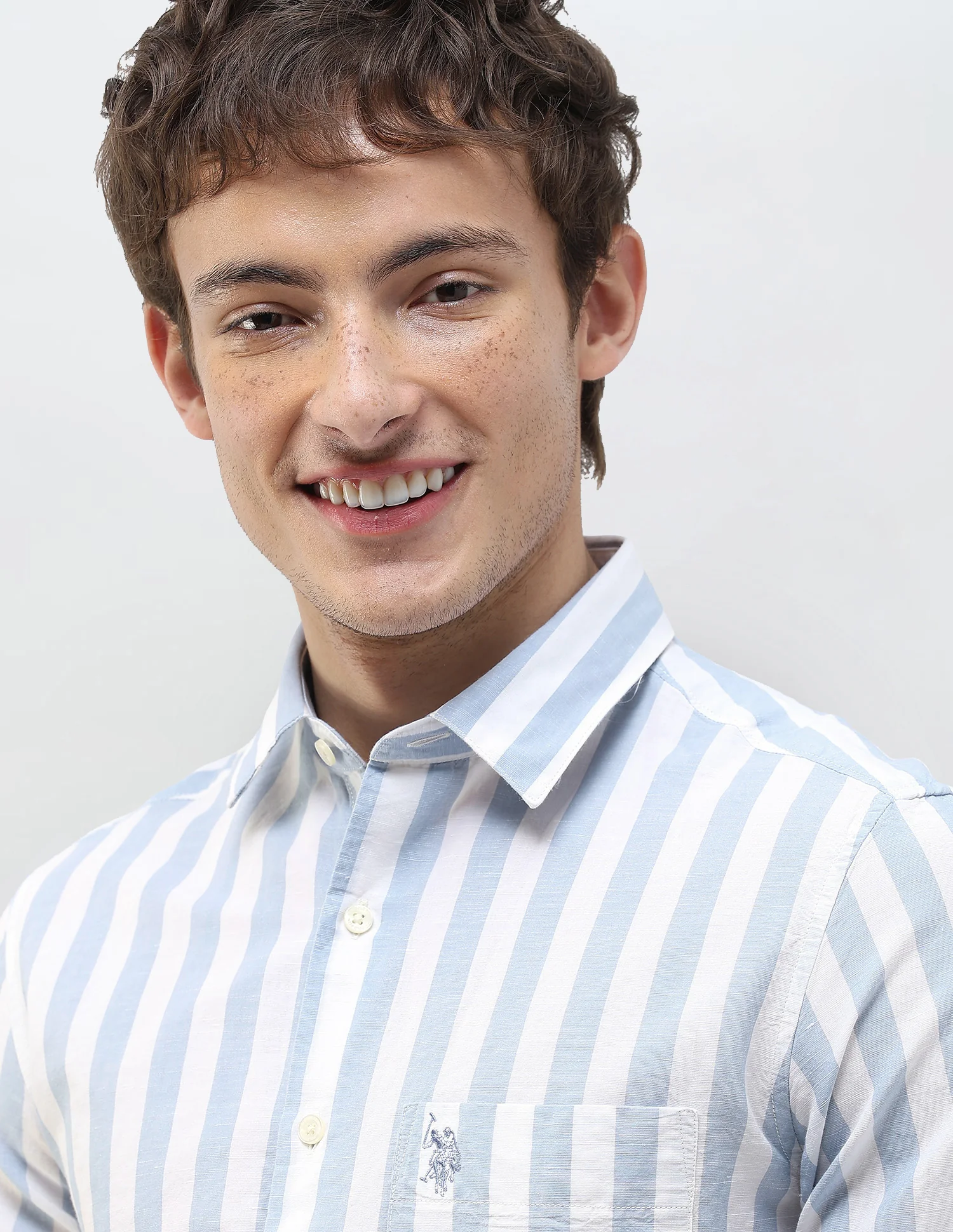 Vertical Striped Regular Fit Shirt - Image 7