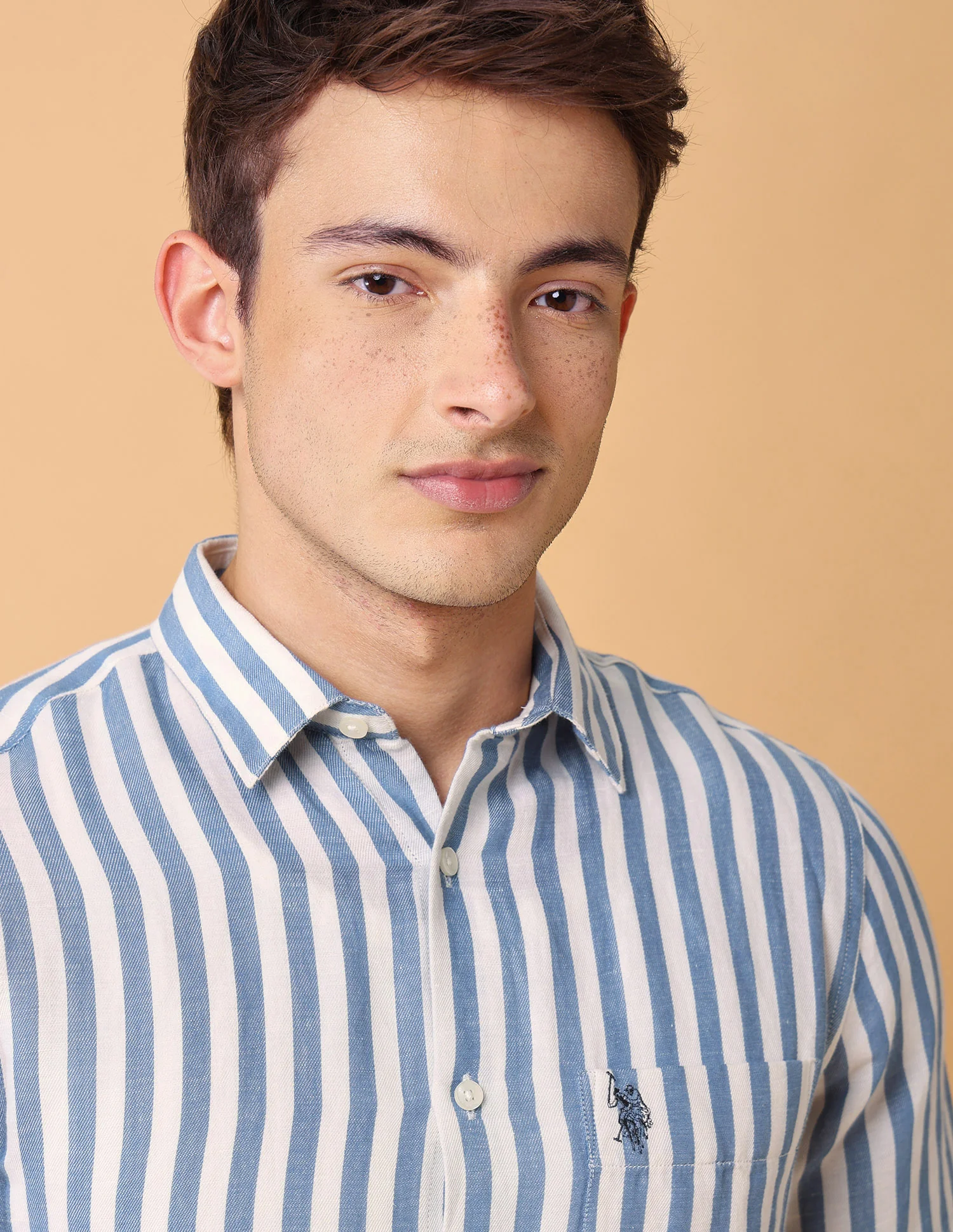 Vertical Striped Regular Fit Shirt - Image 7