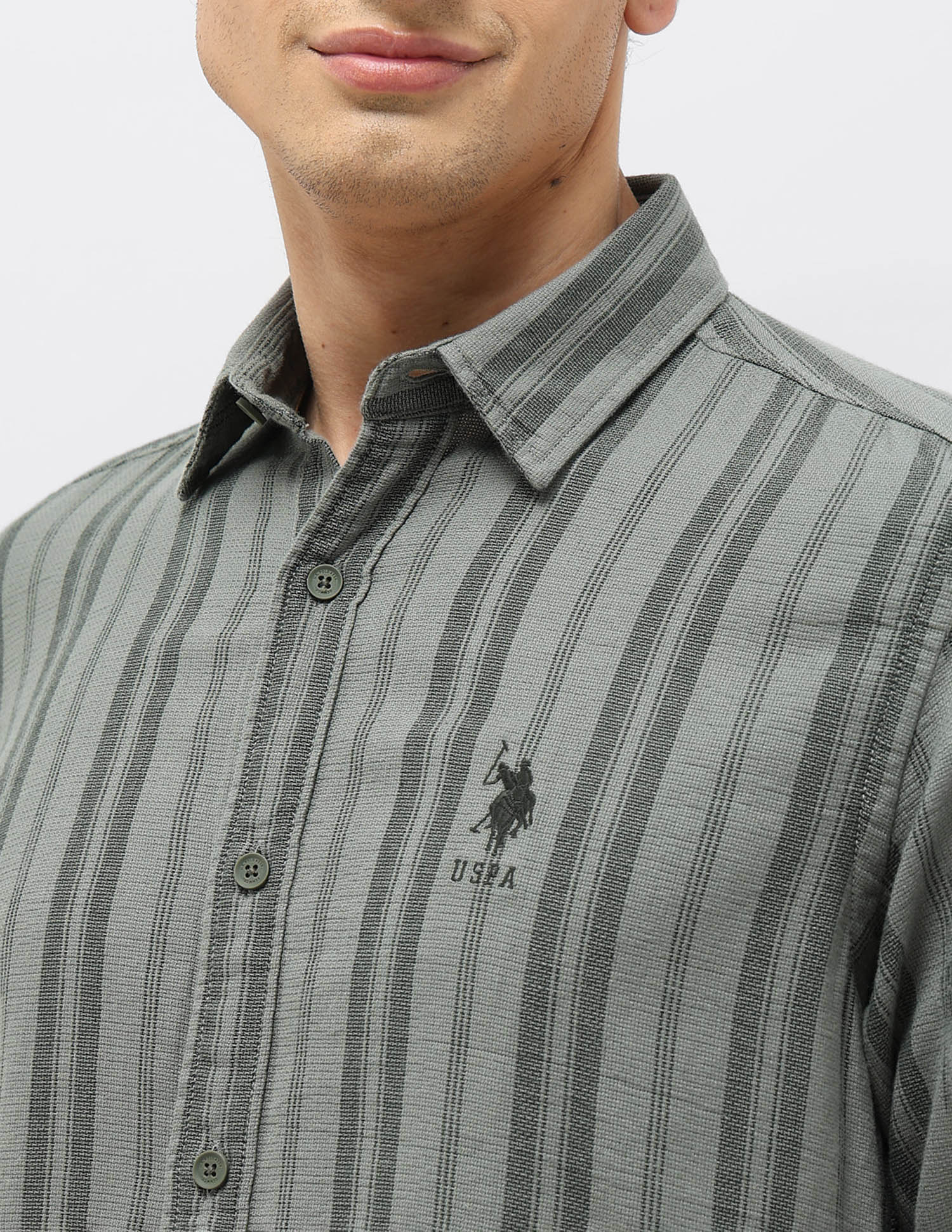 Vertical Striped Regular Fit Shirt - Image 7