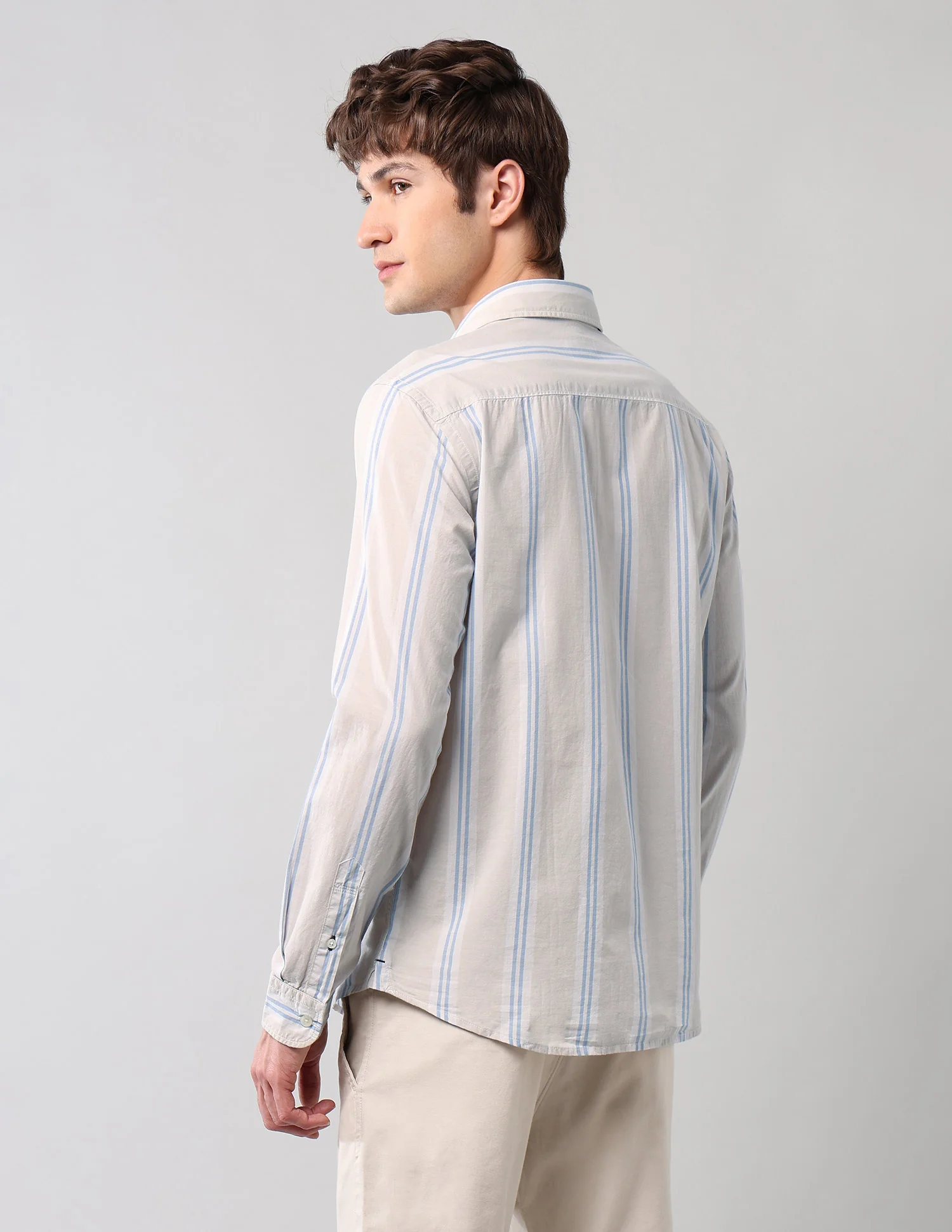 Vertical Striped Regular Fit Shirt - Image 5