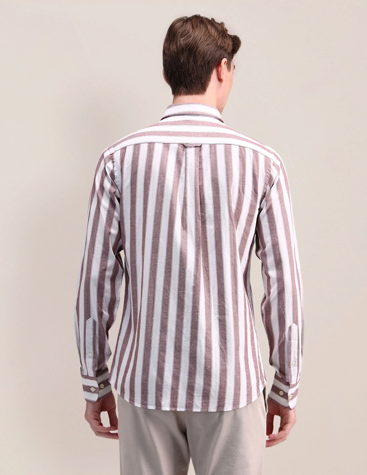 Vertical Striped Regular Shirt - Image 5