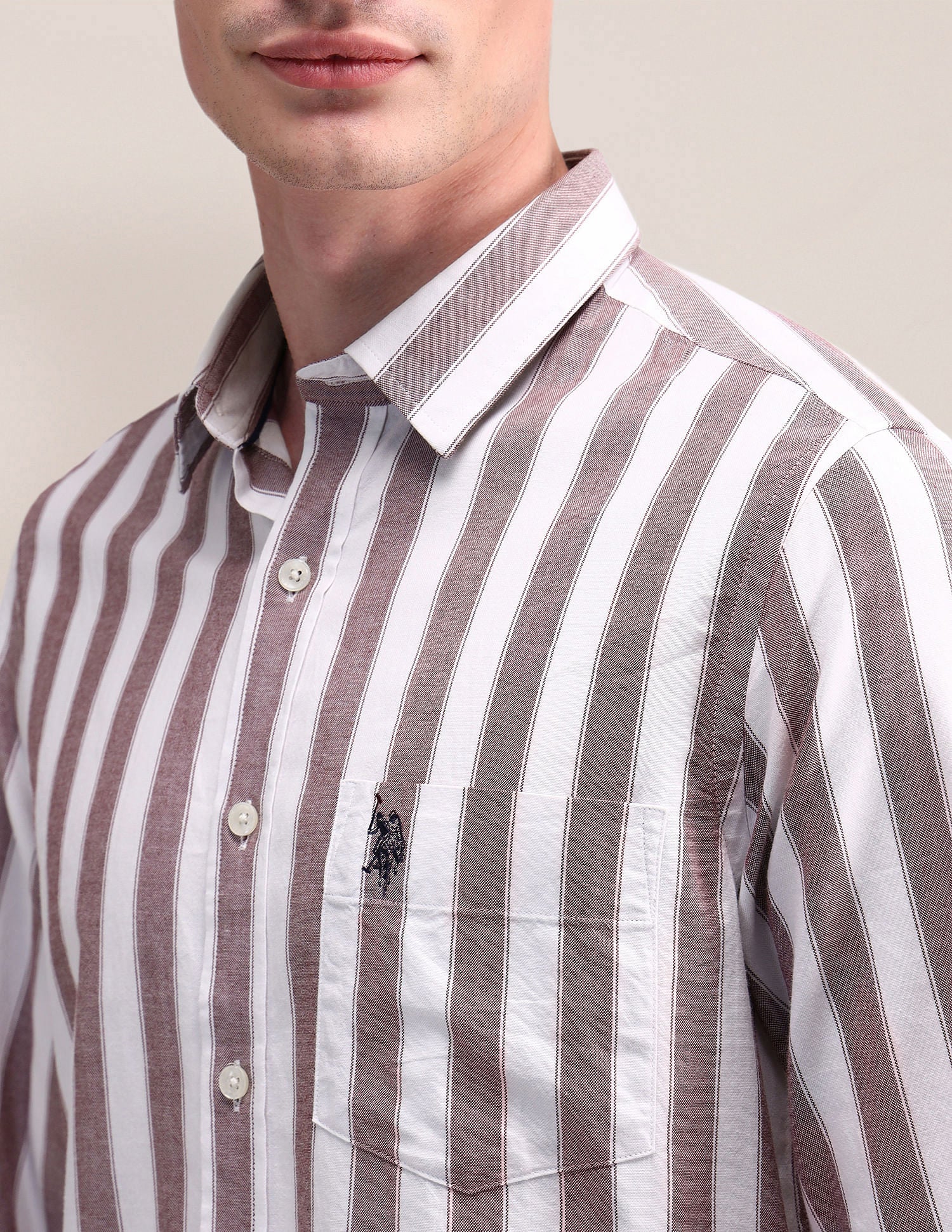 Vertical Striped Regular Shirt - Image 7