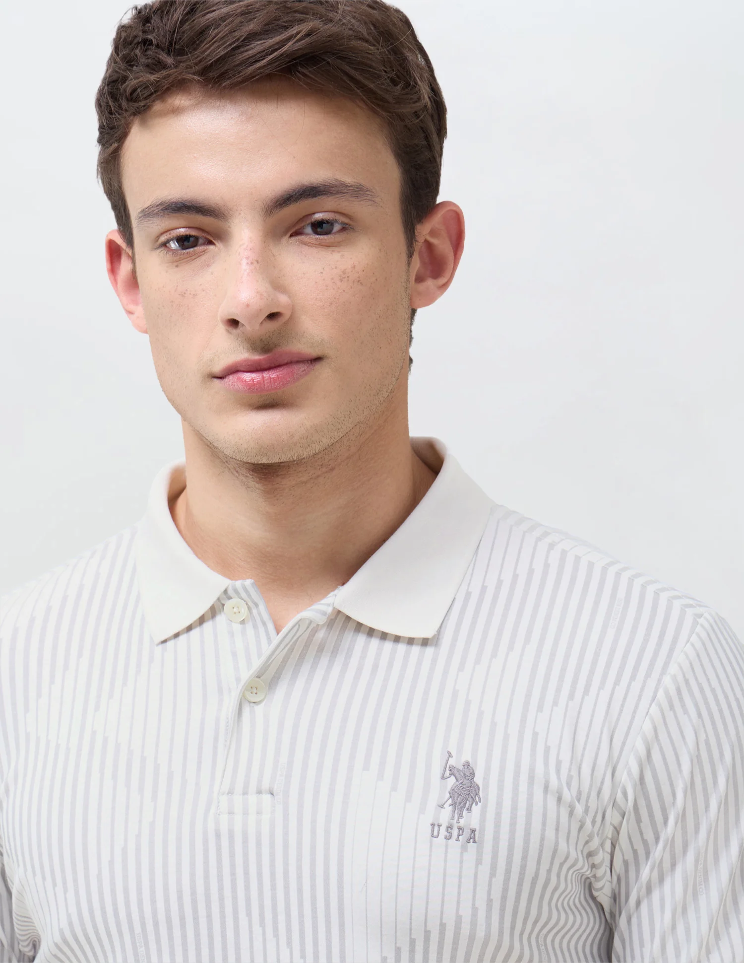 Vertical Striped Slim Fit Polo Shirt - Image 7