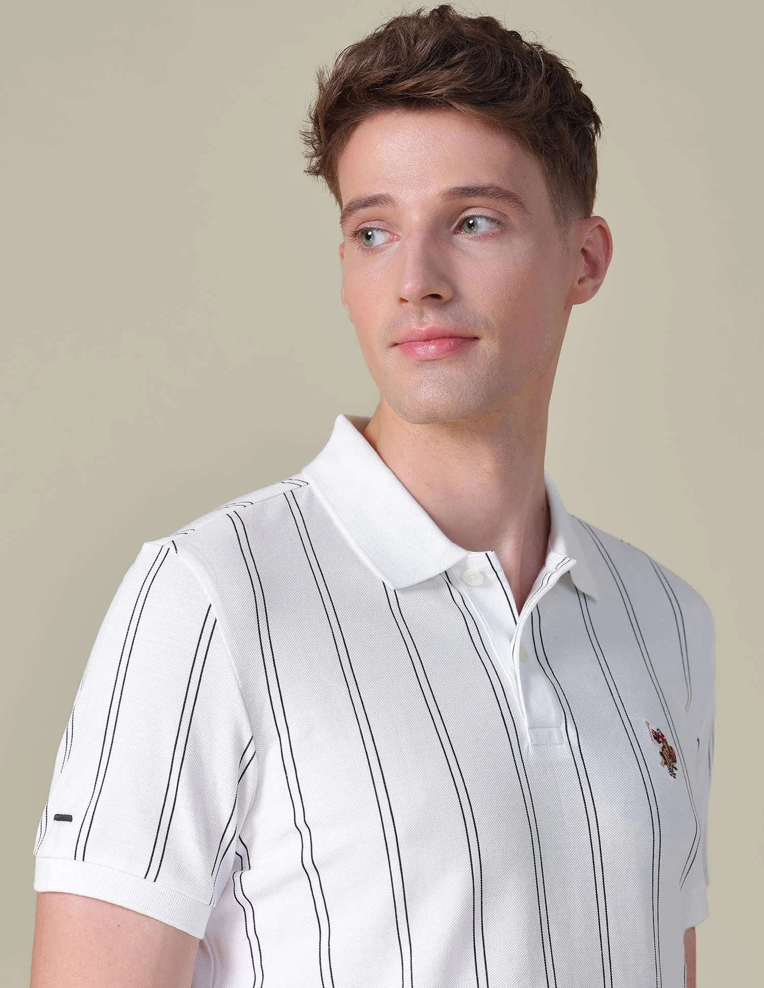 Vertical Striped Slim Fit Polo Shirt - Image 7