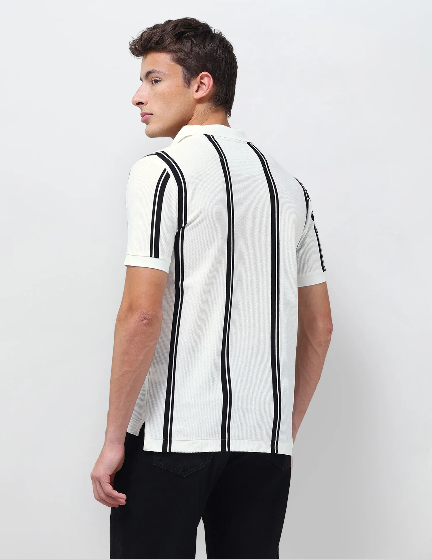 Vertical Striped Slim Fit Polo Shirt - Image 5