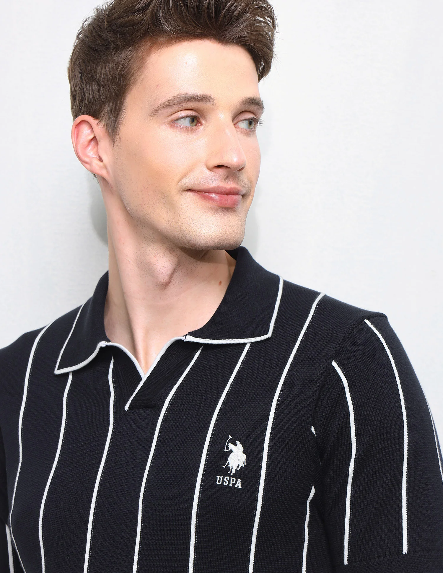 Vertical Striped Slim Fit Polo Shirt - Image 7