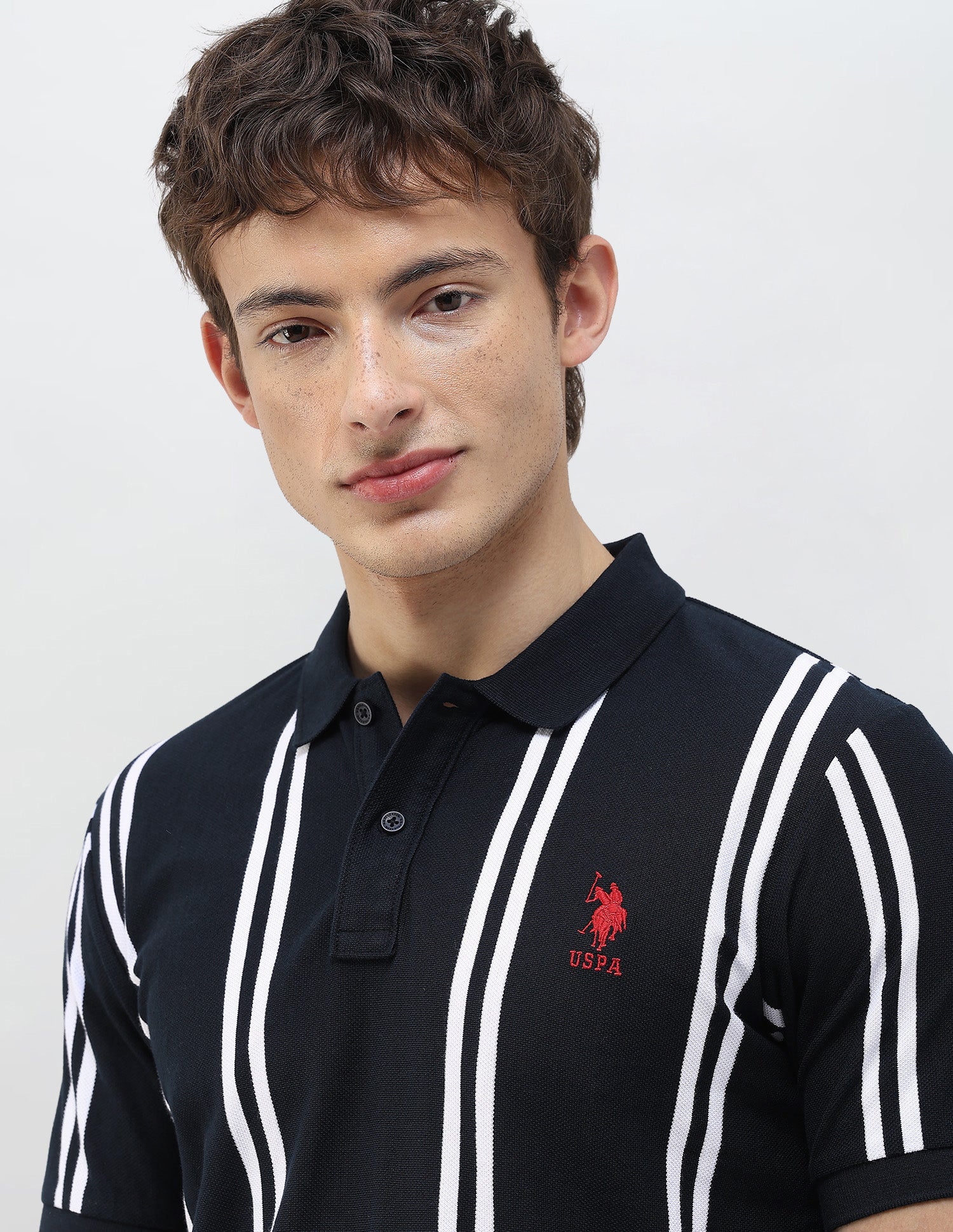 Vertical Striped Slim Fit Polo Shirt - Image 7