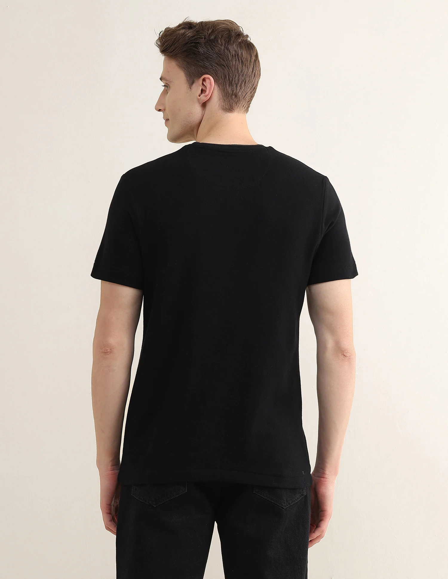 Vertical Striped Slim Fit T-Shirt - Image 5