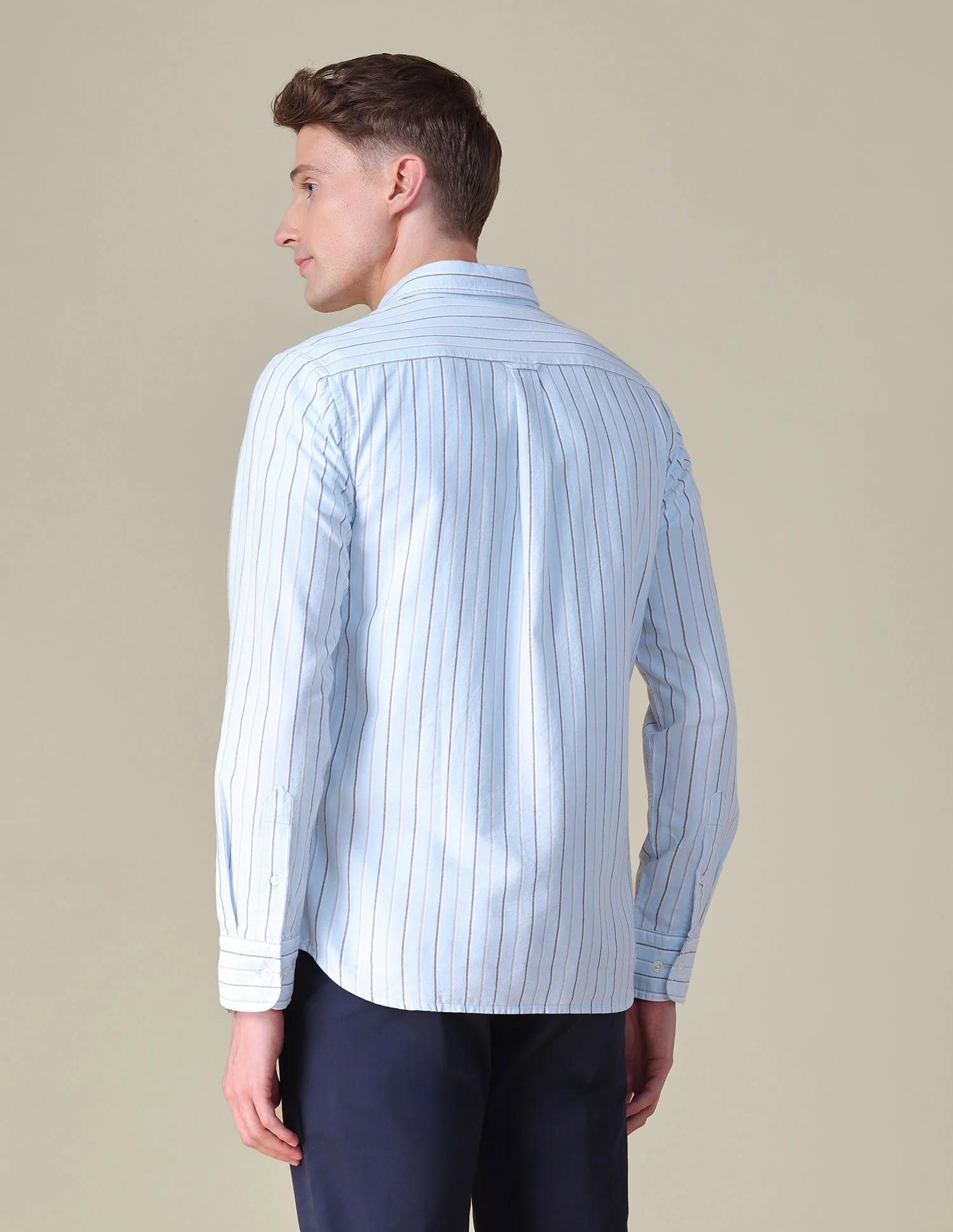 Vertical Striped Tailored Fit Shirt - Image 5