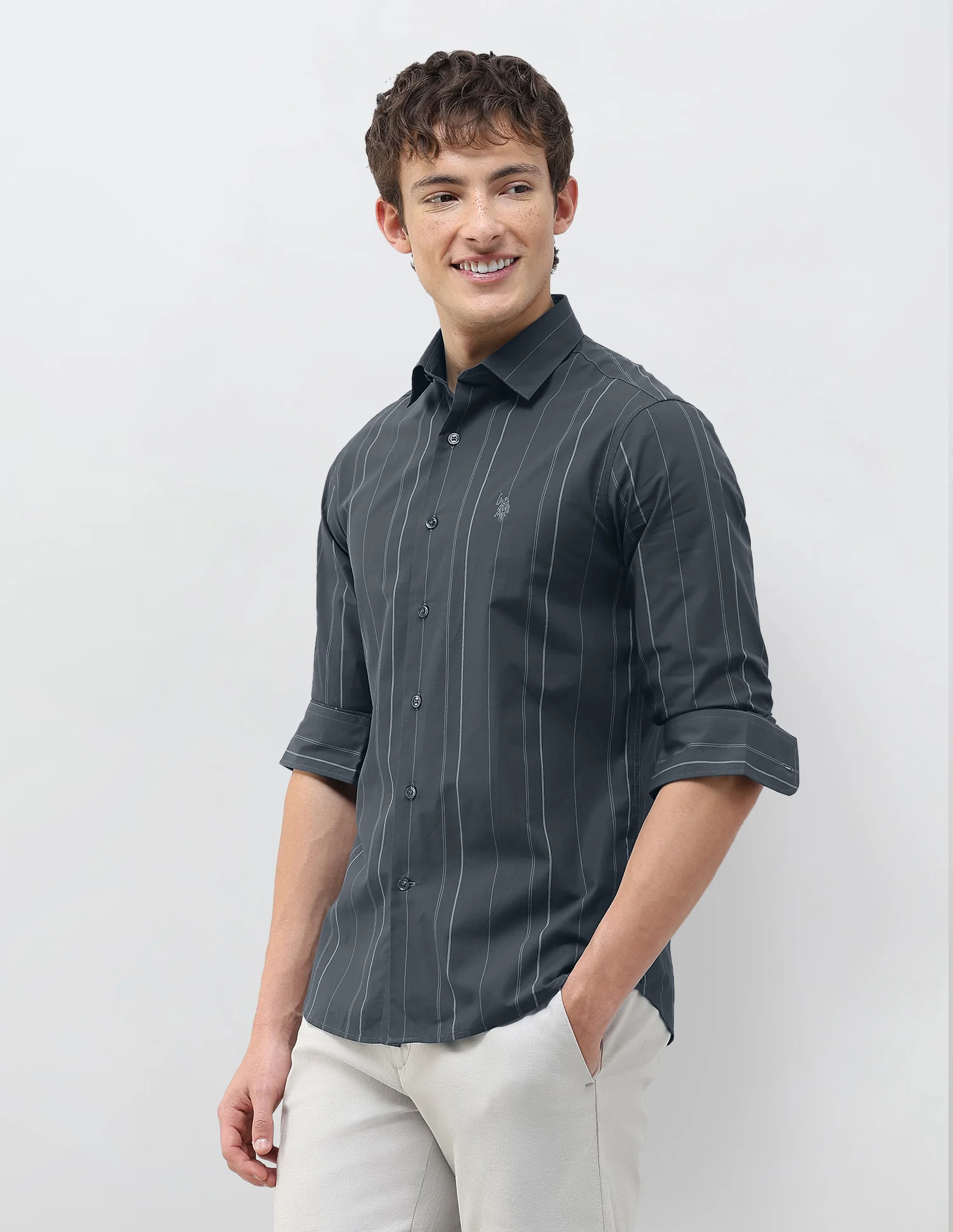 Vertical Striped Tailored Fit Shirt - Image 4