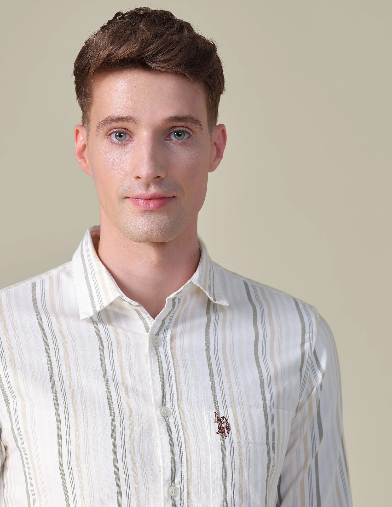 Vertical Striped Tailored Fit Shirt - Image 7