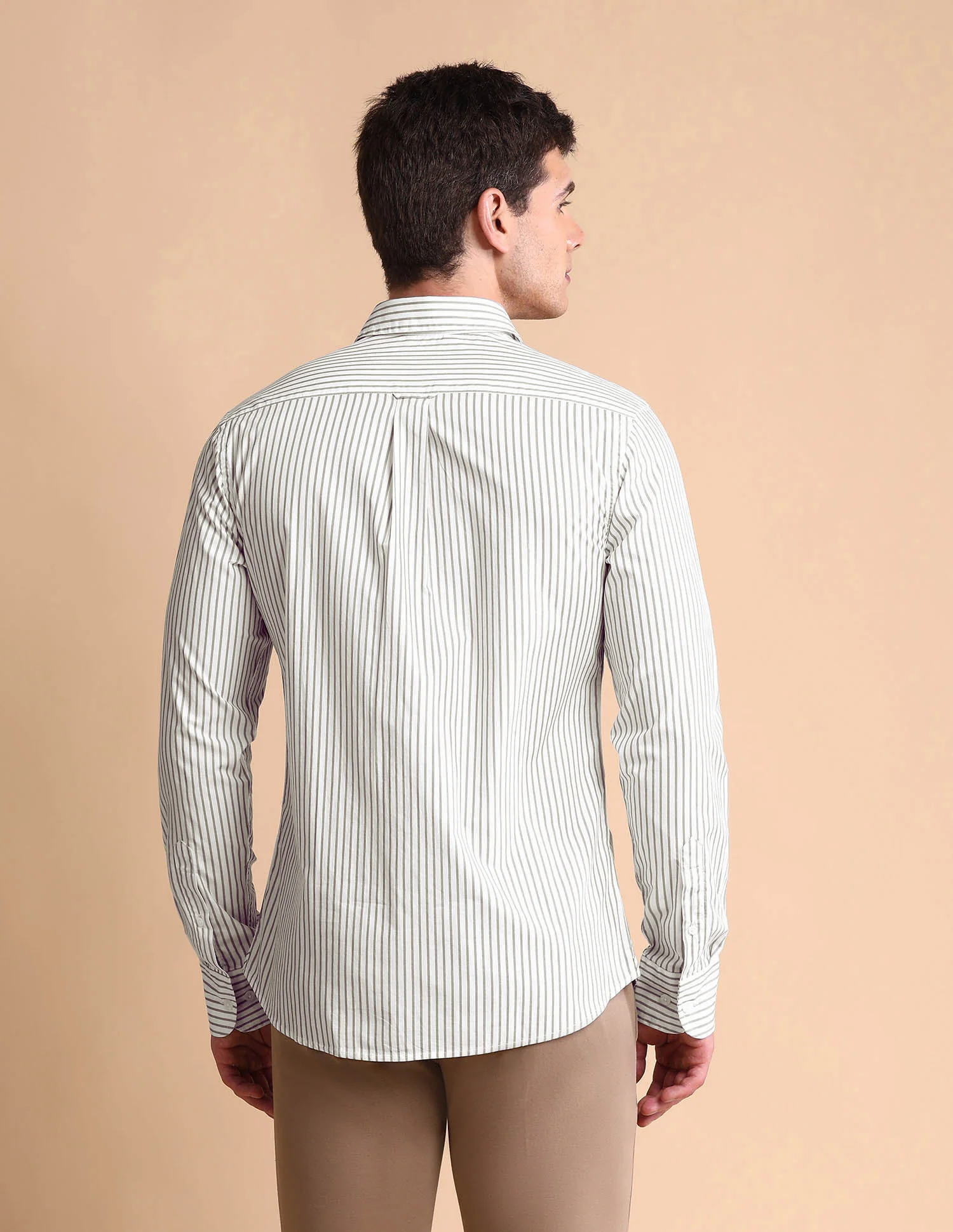 Vertical Striped Tailored Fit Shirt - Image 5