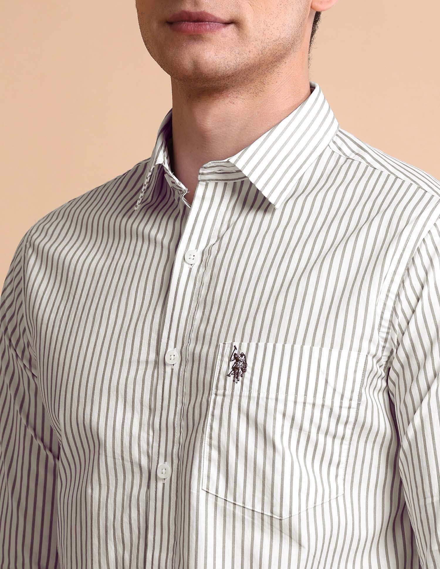 Vertical Striped Tailored Fit Shirt - Image 7