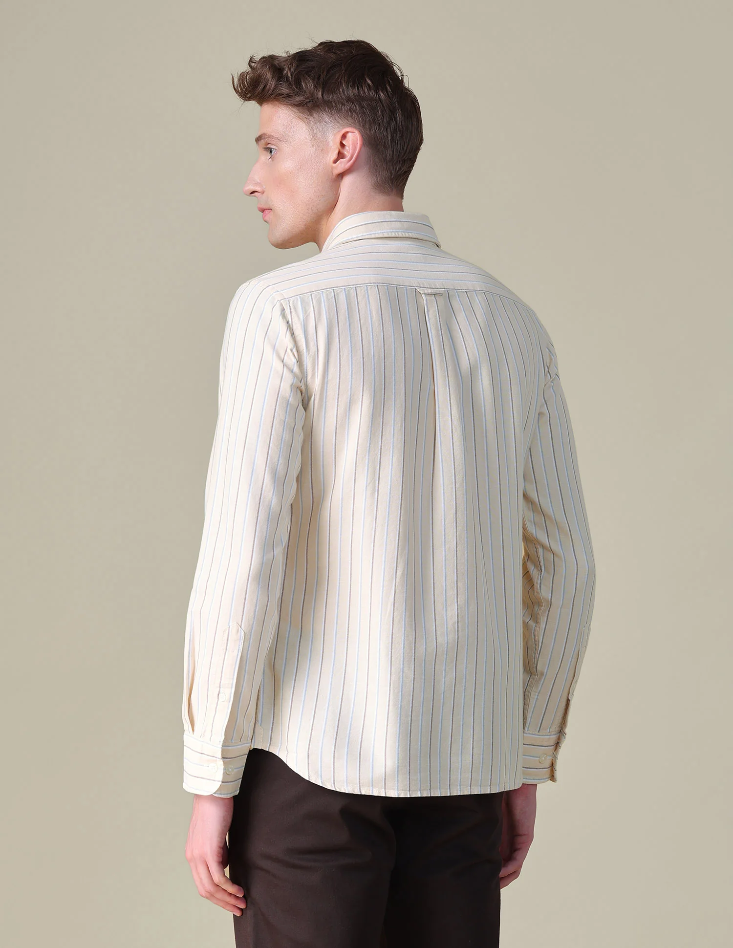 Vertical Striped Tailored Fit Shirt - Image 5