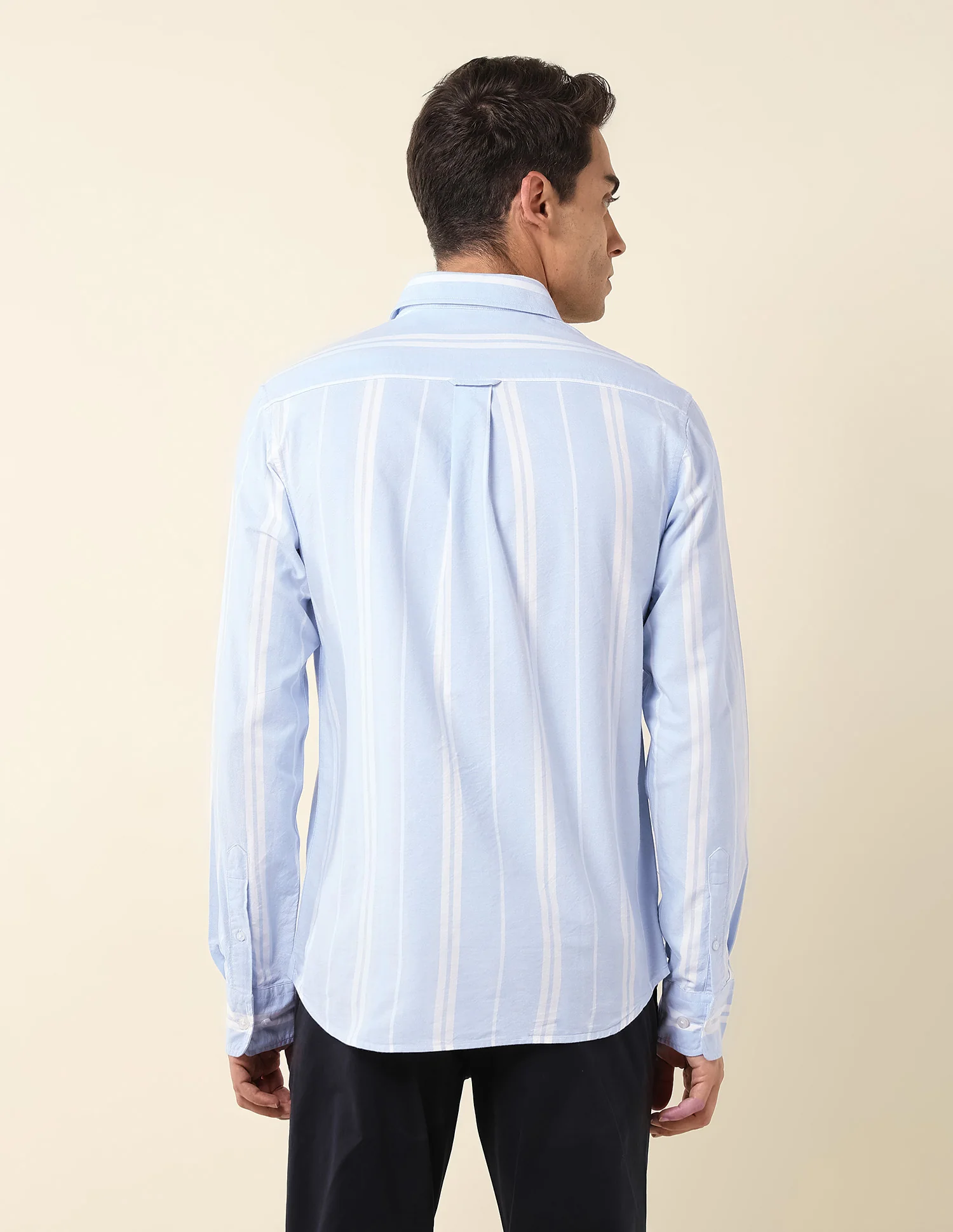 Vertical Striped Tailored Fit Shirt - Image 5