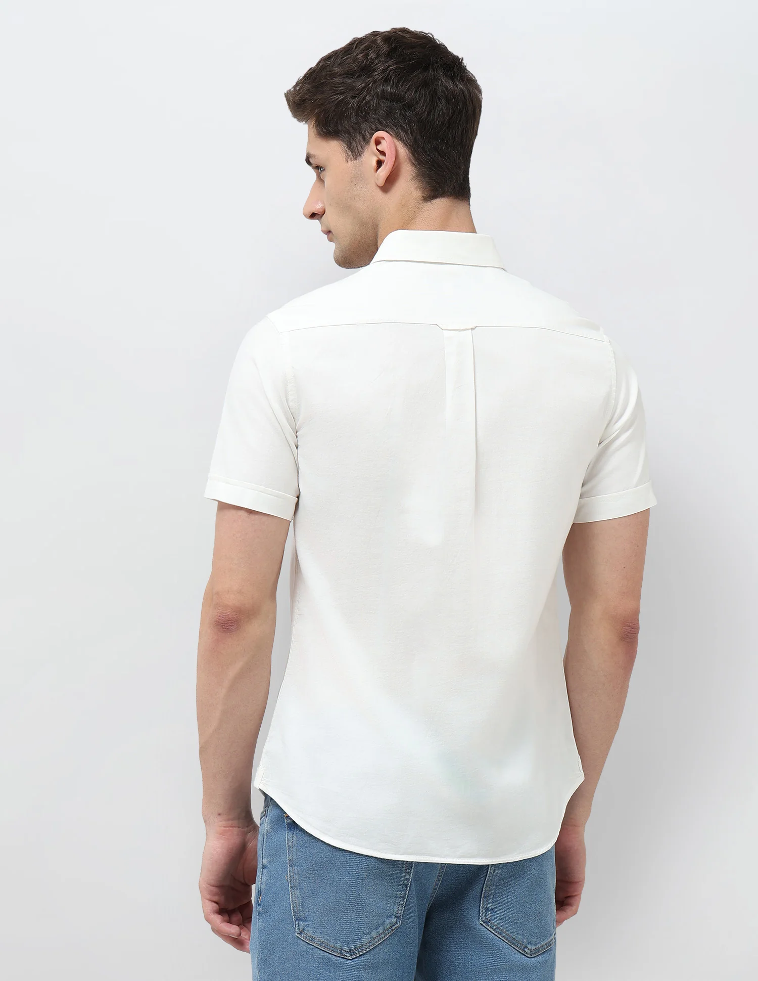 Vertical Striped Tailored Fit Shirt - Image 5
