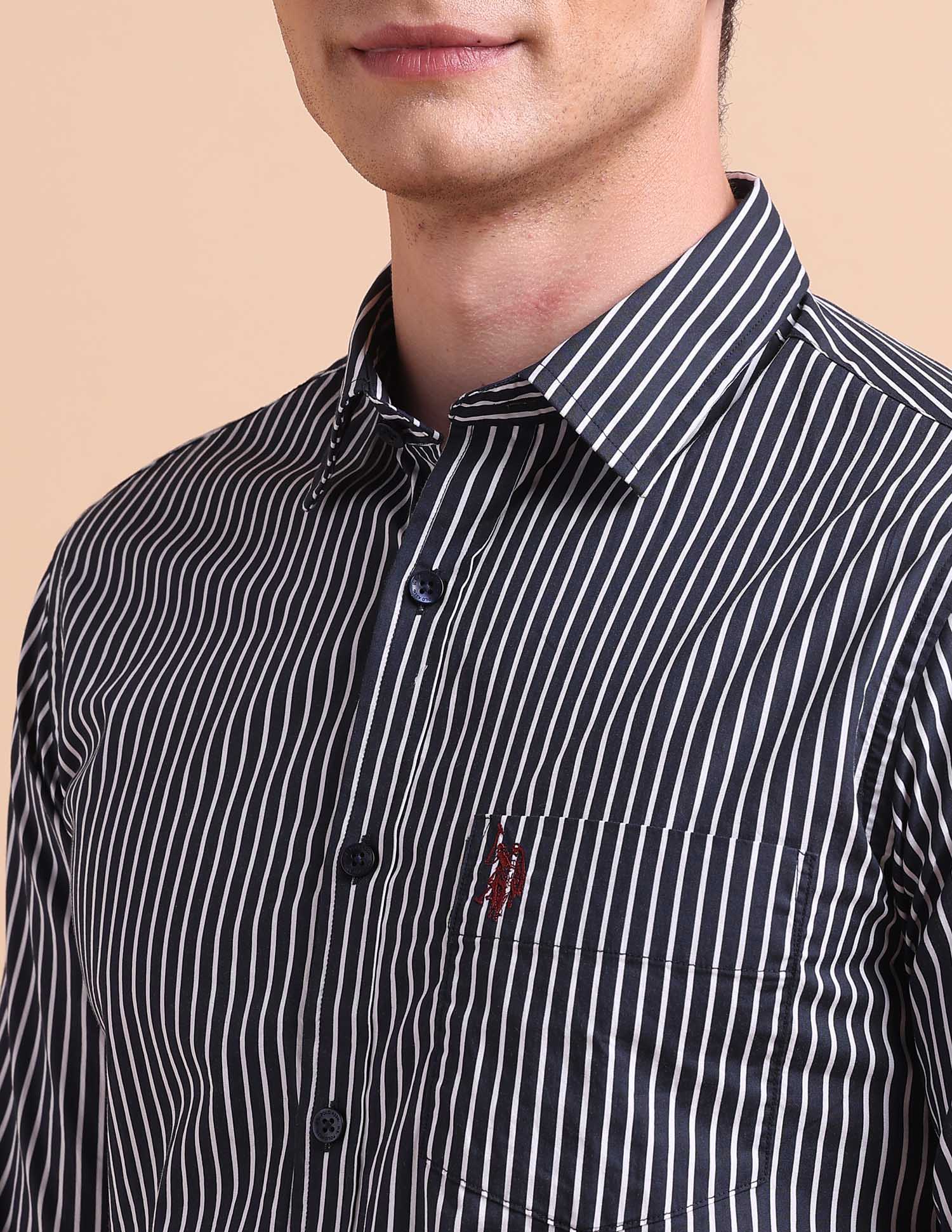 Vertical Striped Tailored Fit Shirt - Image 7