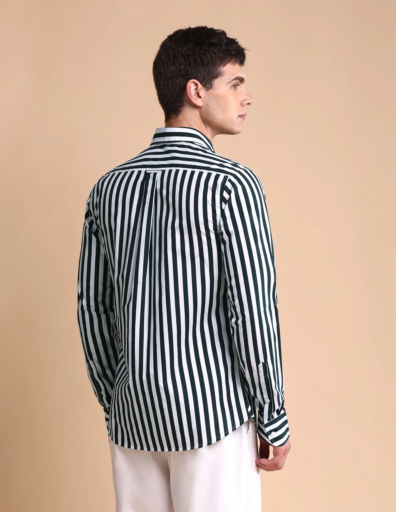 Vertical Striped Tailored Fit Shirt - Image 4