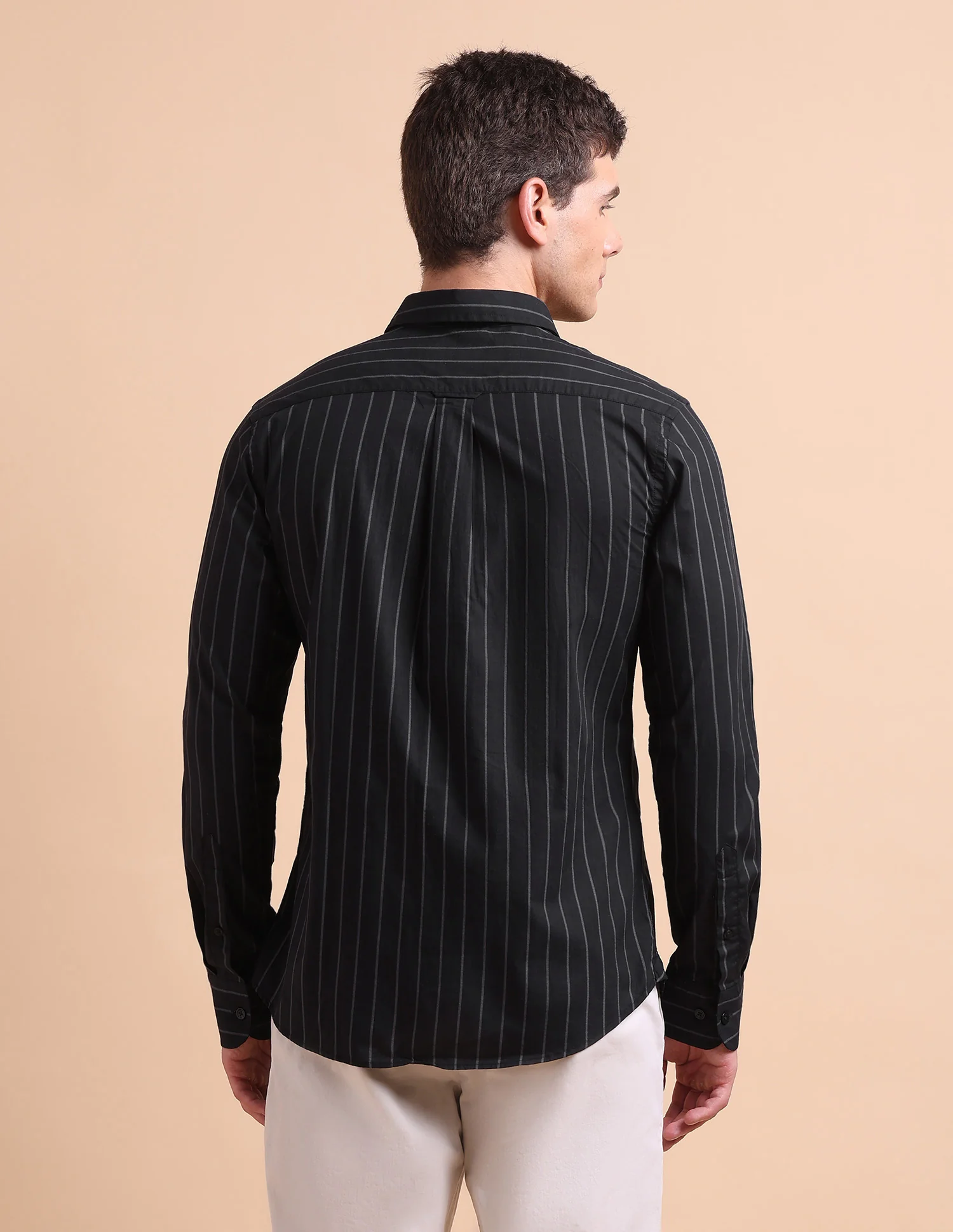 Vertical Striped Tailored Fit Shirt - Image 5