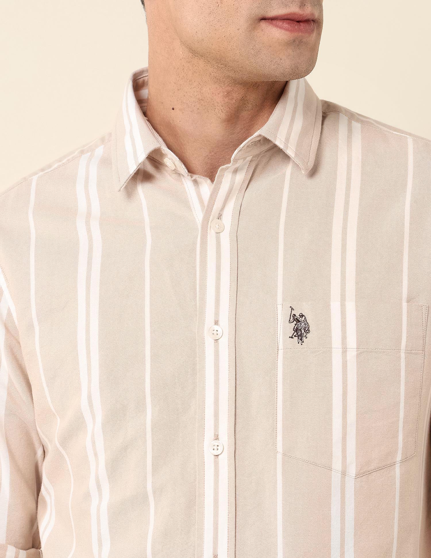 Vertical Striped Tailored Fit Shirt - Image 7