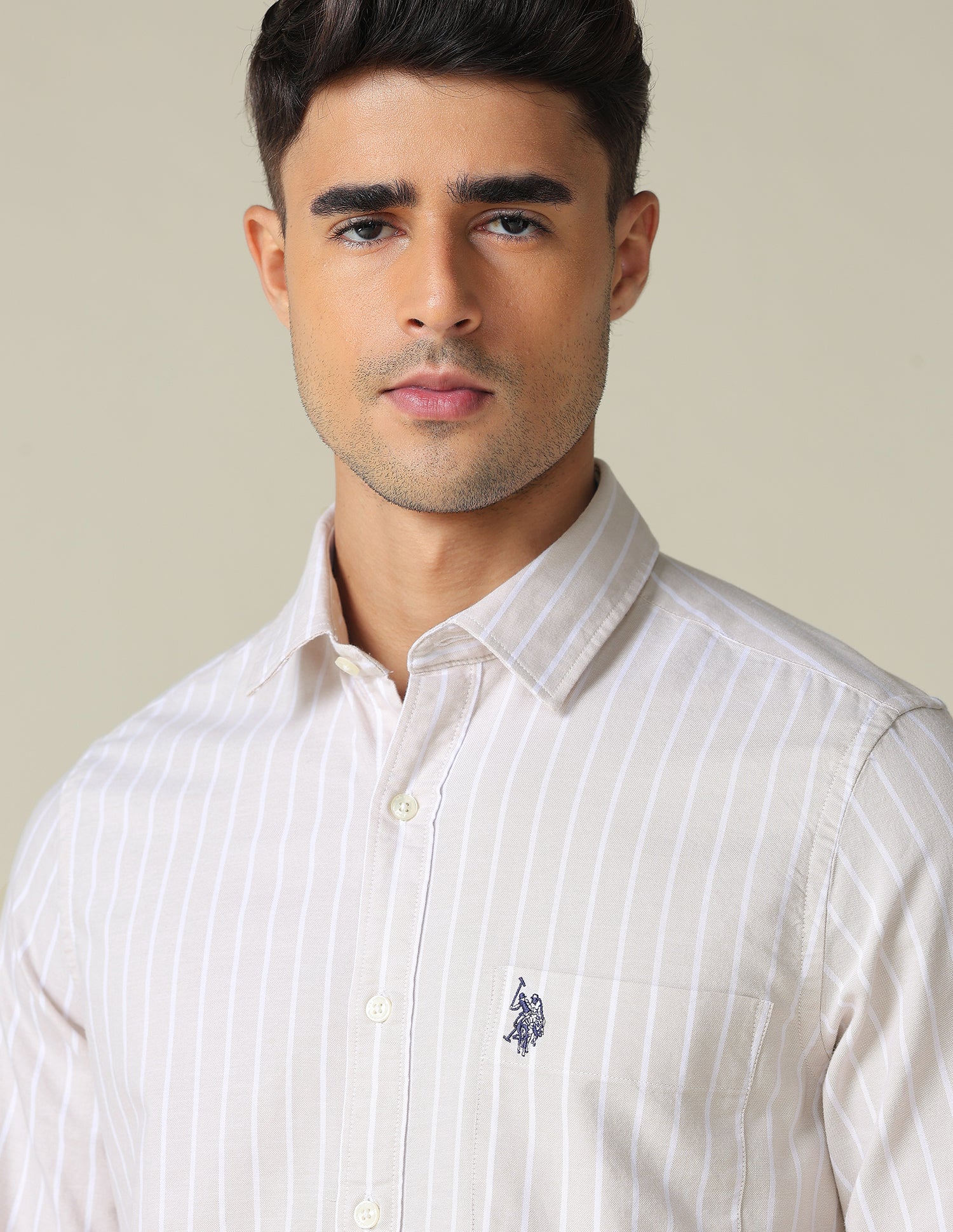 Vertical Striped Tailored Fit Shirt - Image 7