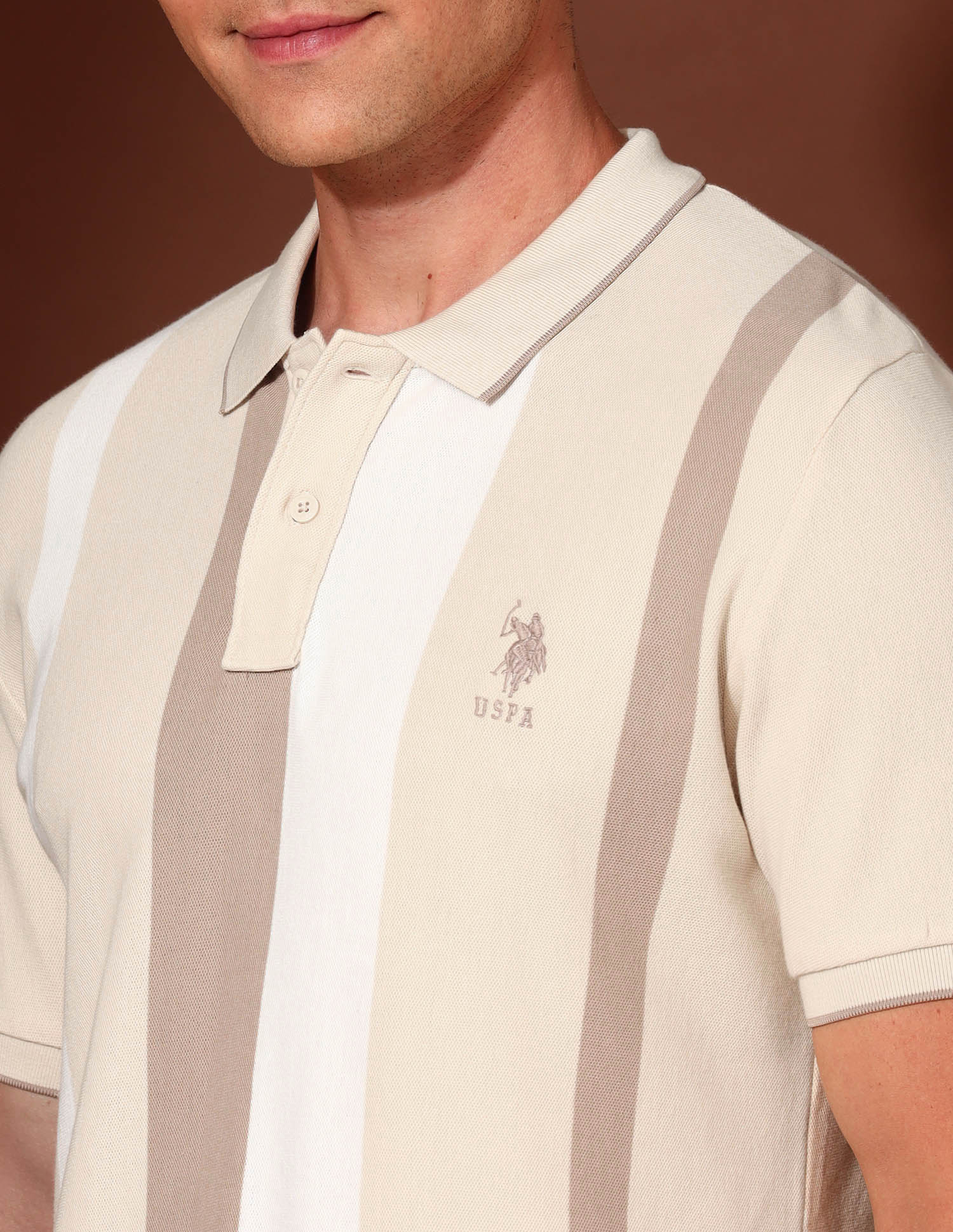 Vertical Striped Working Holiday Polo Shirt - Image 7