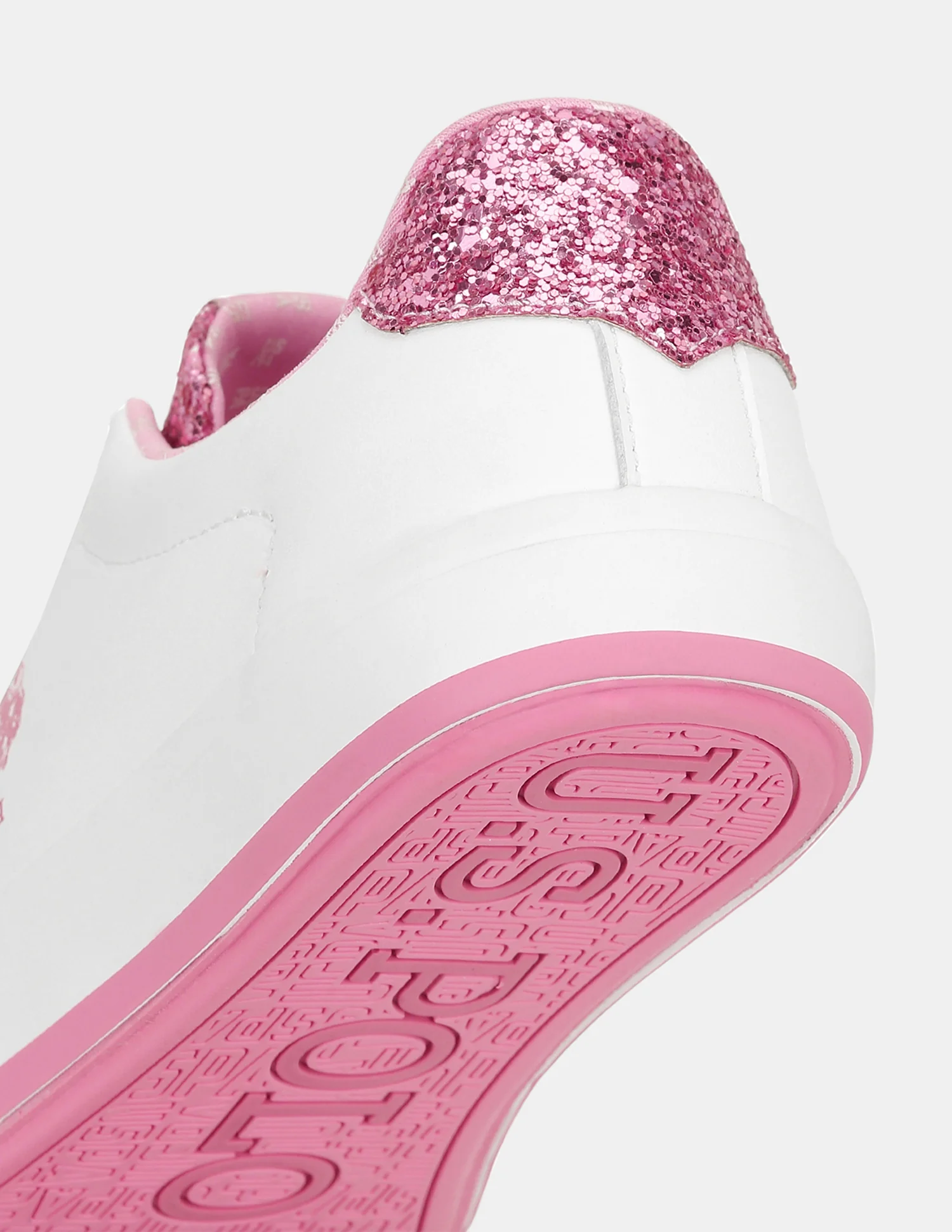 Women Round Toe Beverly 3.0 Sneakers - Image 9