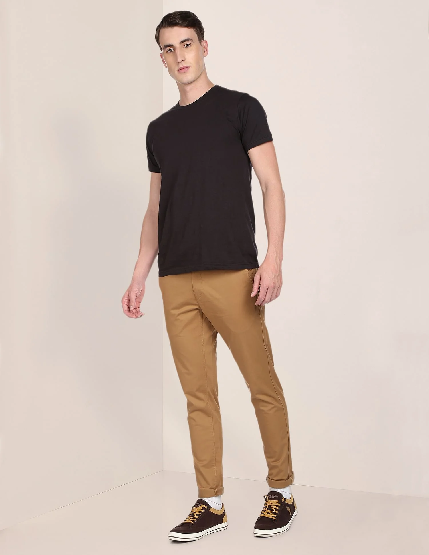 Mid Rise Solid Casual Trousers - Image 3