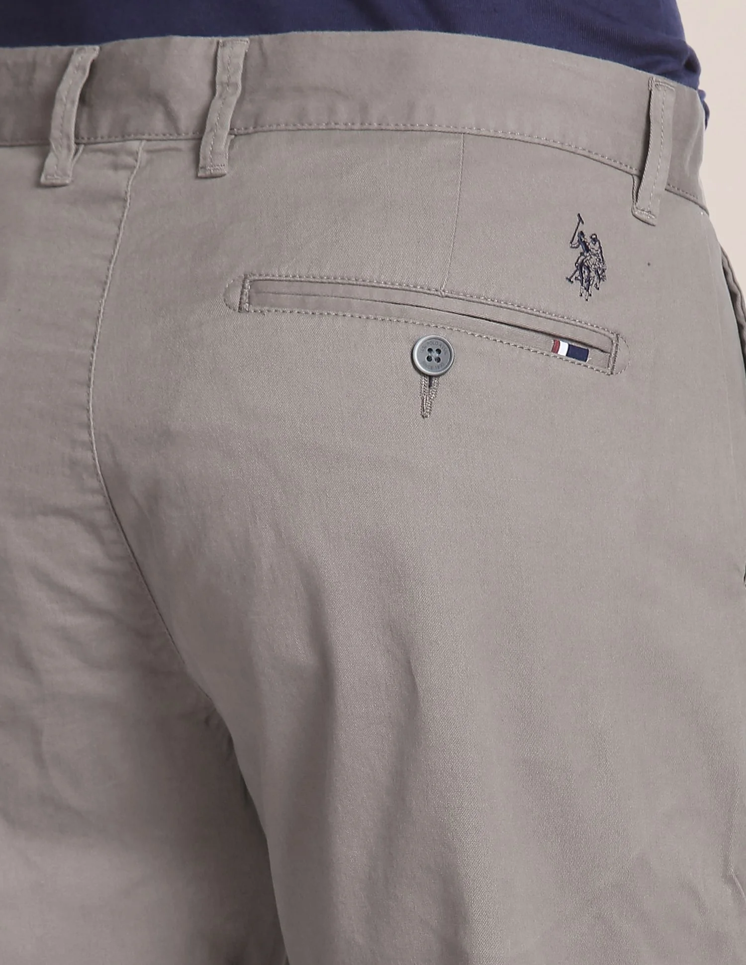 Mid Rise Solid Slim Fit Shorts - Image 7