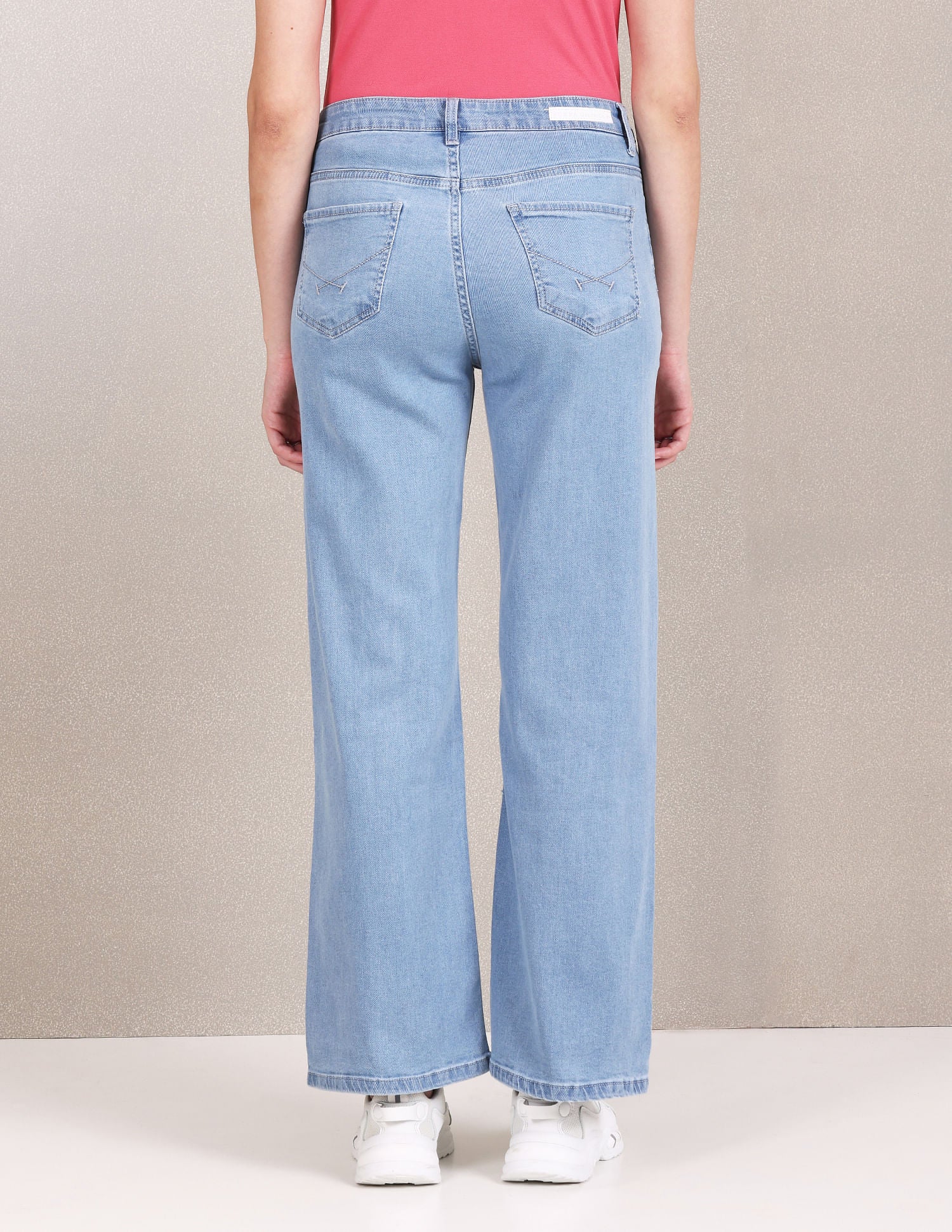 Mid Rise Stone Wash Wide Leg Jeans - Image 5